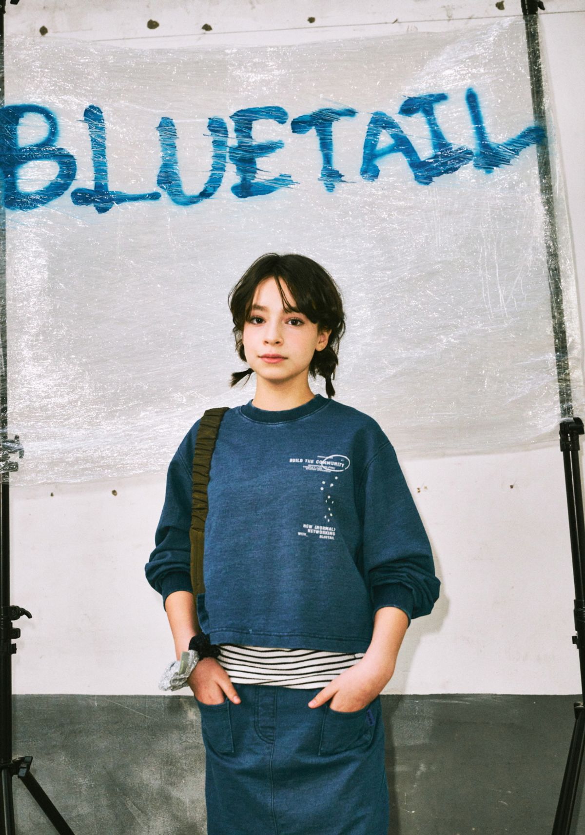 블루테일(BLUETAIL) 인디고 크롭 티셔츠