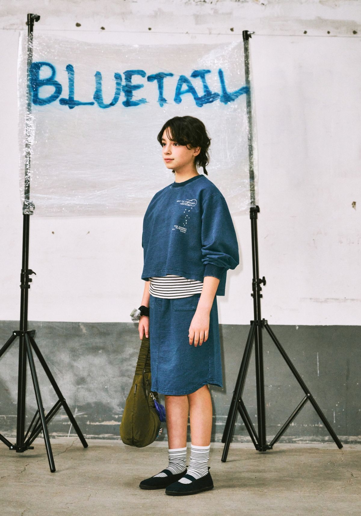블루테일(BLUETAIL) 인디고 크롭 티셔츠