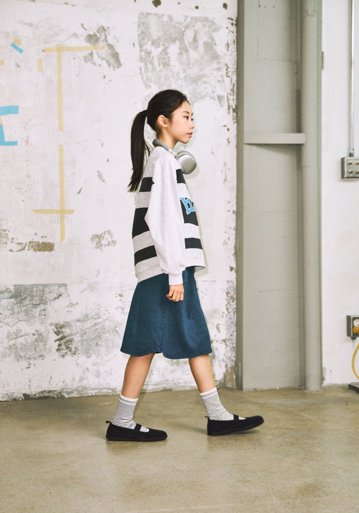블루테일(BLUETAIL) 언발란스 멜란지 그레이 맨투맨