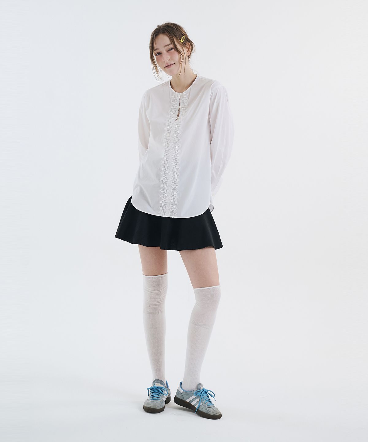보연(VOYONN) 레이스 라운드넥 셔츠 화이트 0101