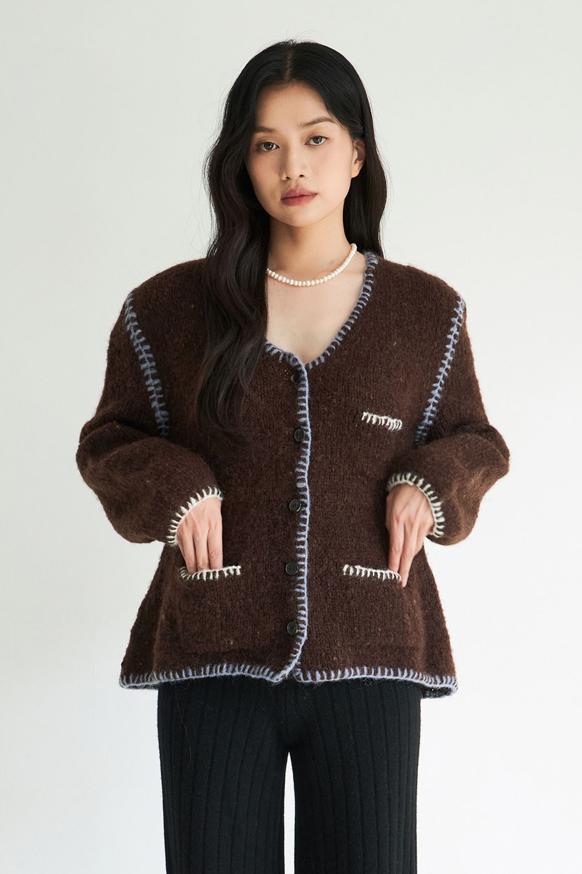 그루(GRU) 팝 스티치 가디건_브라운