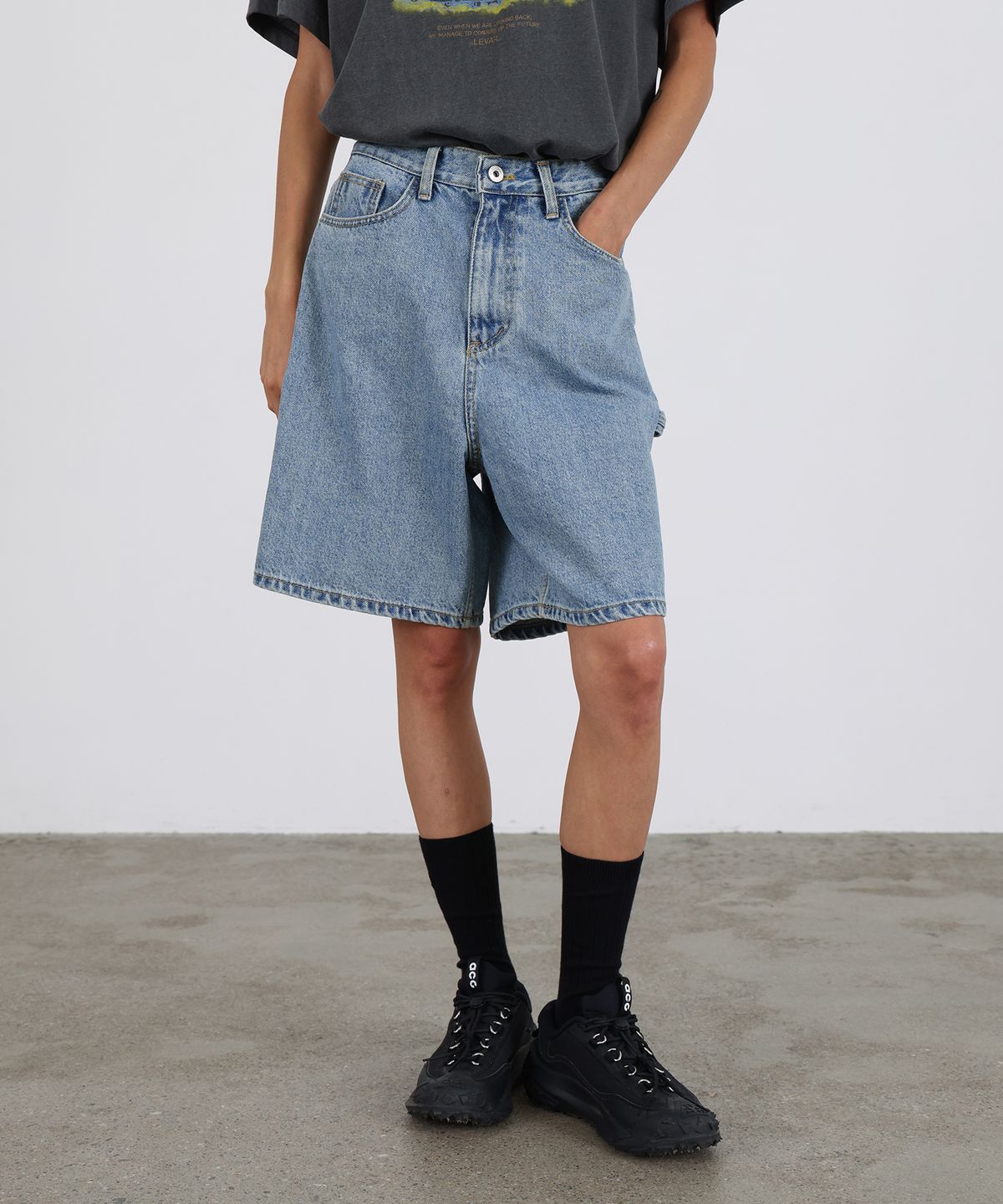 르바(LEVAR) Carpenter Half Denim - Light blue