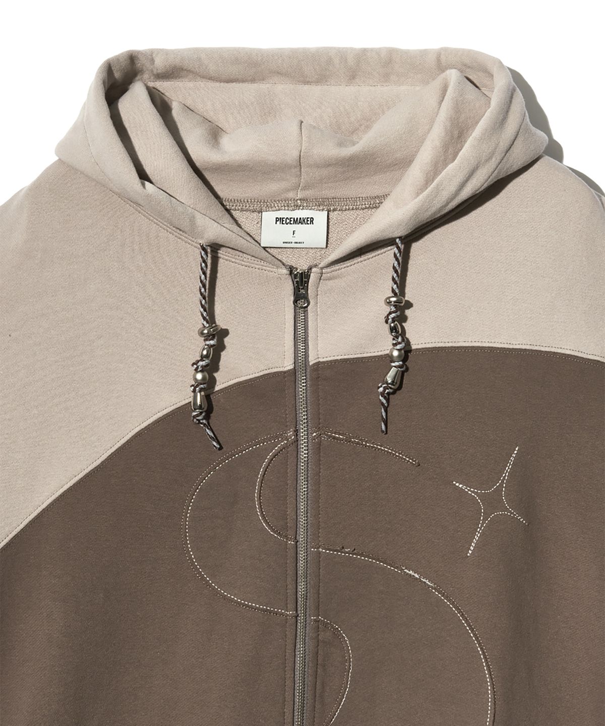피스메이커(PIECE MAKER) TS SILVER CHARM ZIP HOODIE (BEIGE)