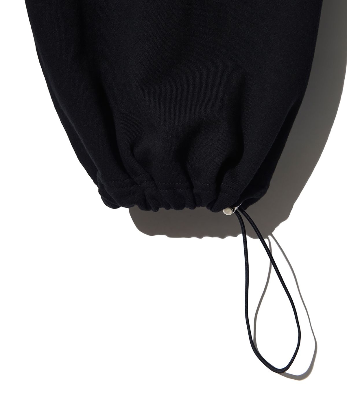 피스메이커(PIECE MAKER) TS LOGO APPLIQUE SWEAT PANTS (BLACK)