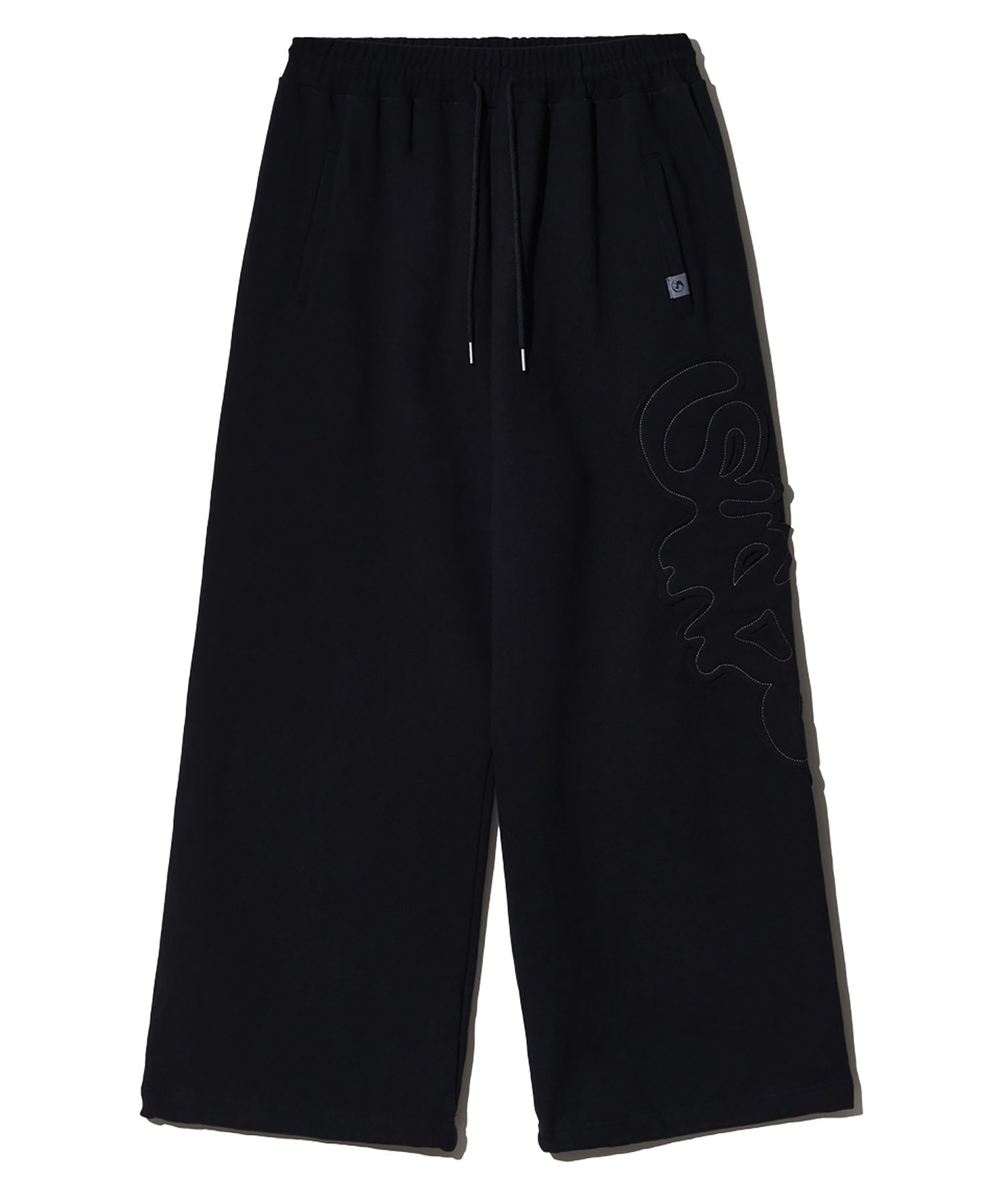 ●PIECEMAKER● TS LOGO APPLIQUE SWEAT PANTS (3色) unisex Designer fashion, Seoul-fully created | W Concept