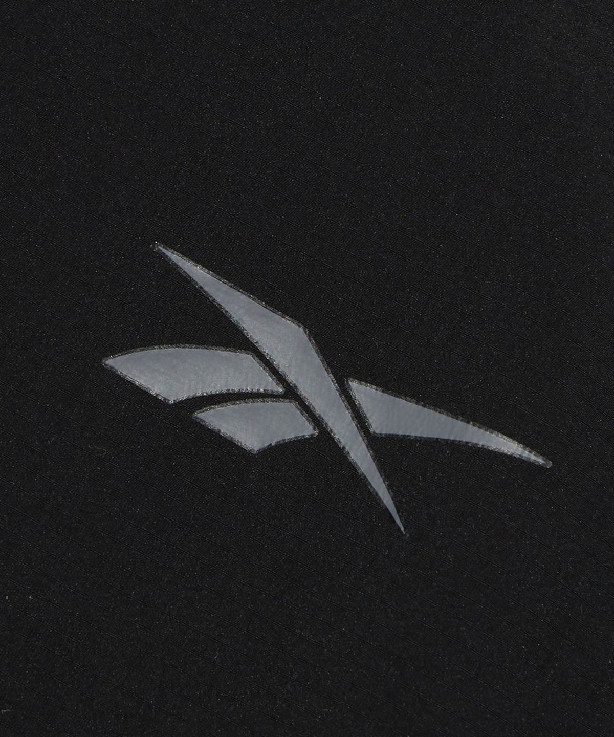 리복(REEBOK) 스피드 후드 윈드 브레이커 - 블랙 / 100200410