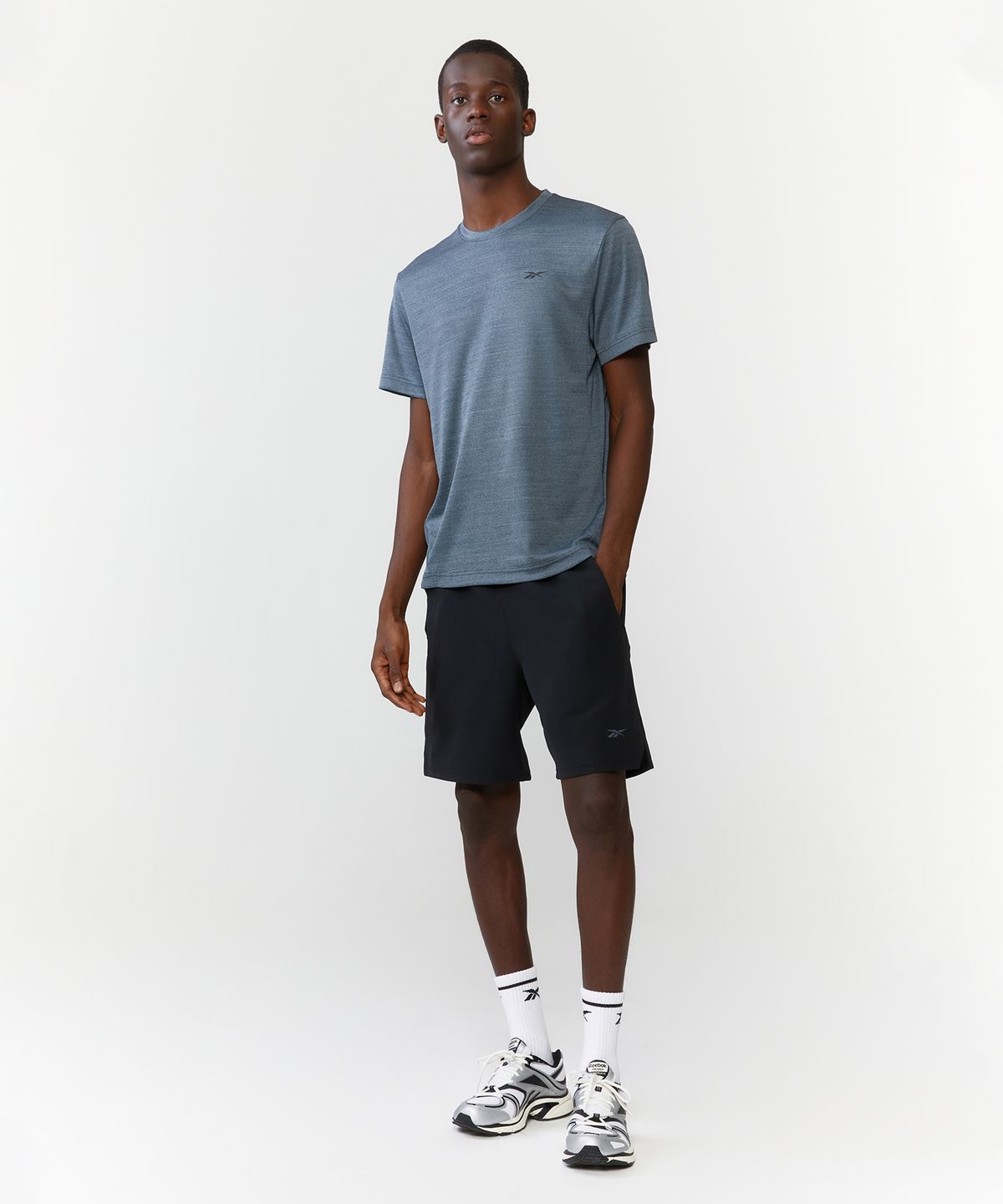 리복(REEBOK) Athlete Fresh 2.0 티셔츠 - 블랙 / 100075792