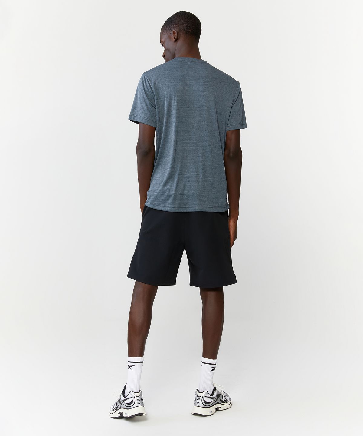 리복(REEBOK) Athlete Fresh 2.0 티셔츠 - 블랙 / 100075792