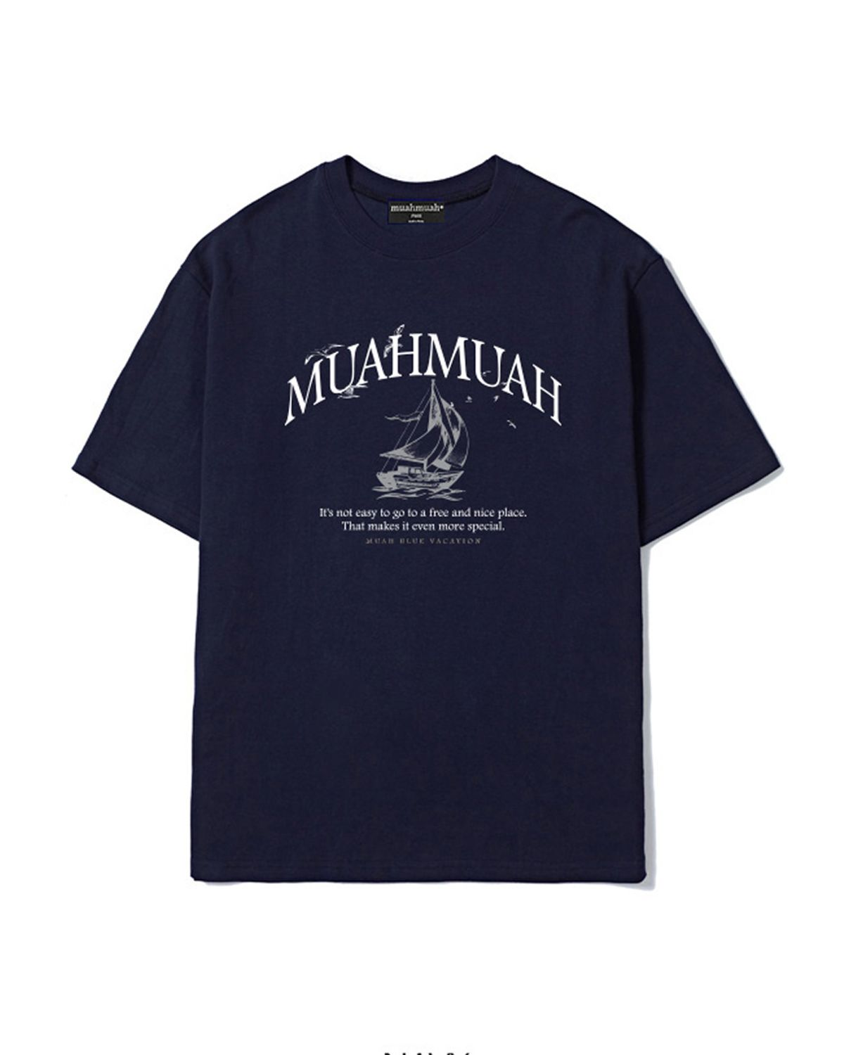 무아무아(MUAHMUAH) 썸머보트 그래픽 반팔 티셔츠 [3color]