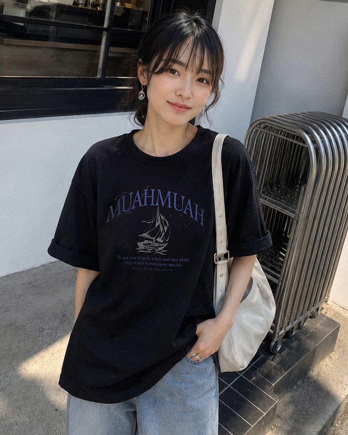 무아무아(MUAHMUAH) 썸머보트 그래픽 반팔 티셔츠 [3color]