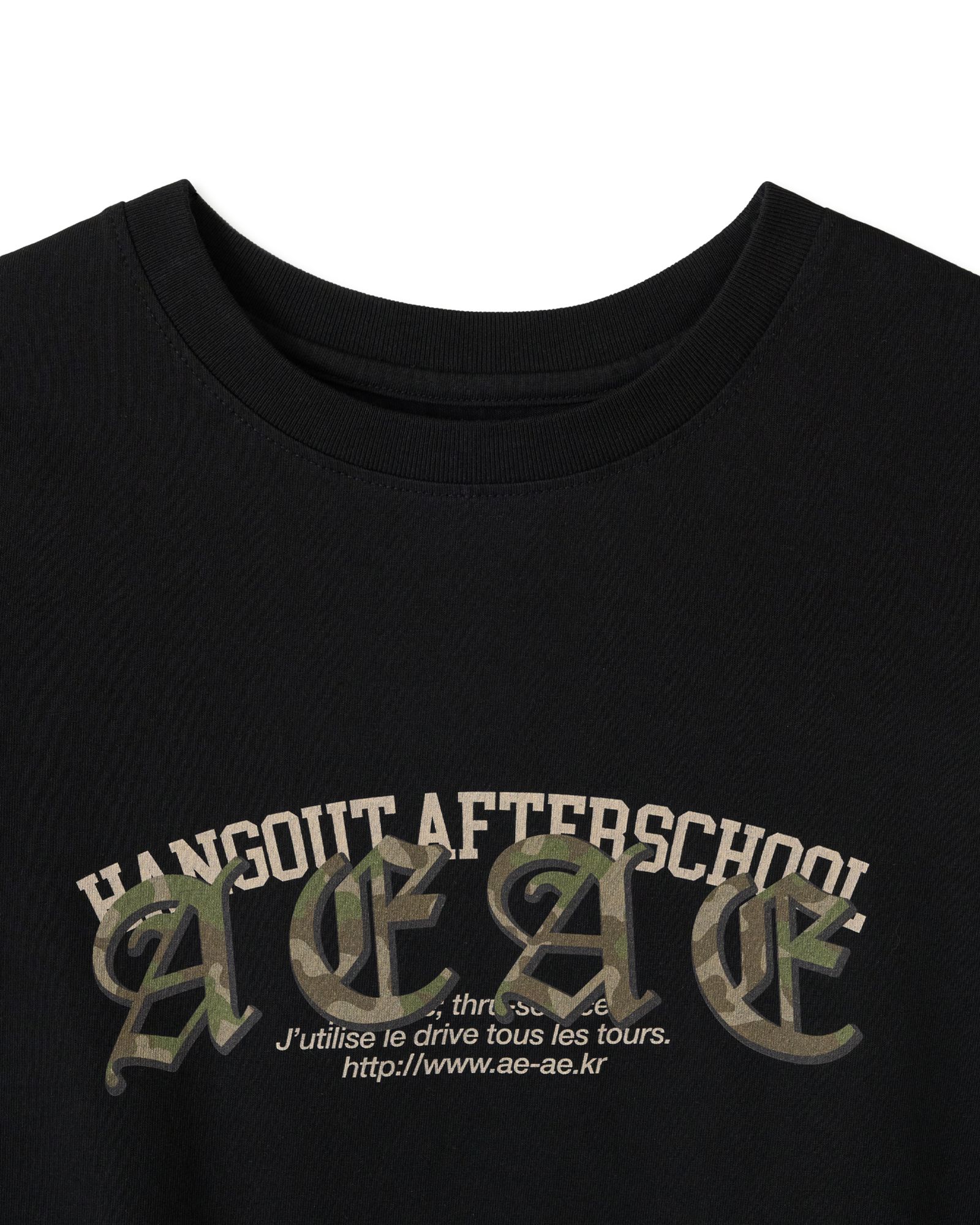 ☆AEAE ☆LAYERED GOTHIC LOGO CROP T-SHIRTS (AEAE/Tシャツ