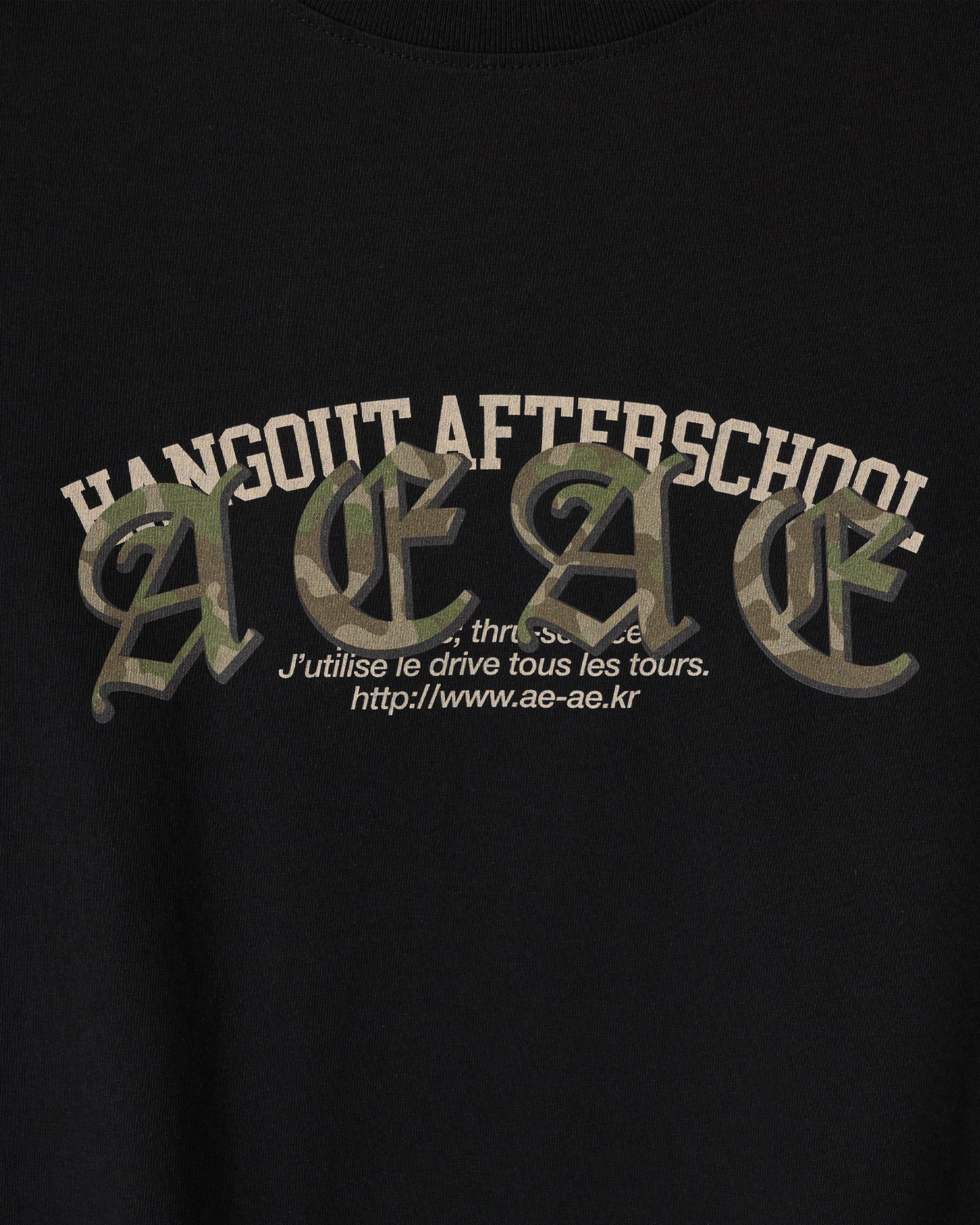 ☆AEAE ☆LAYERED GOTHIC LOGO CROP T-SHIRTS (AEAE/Tシャツ