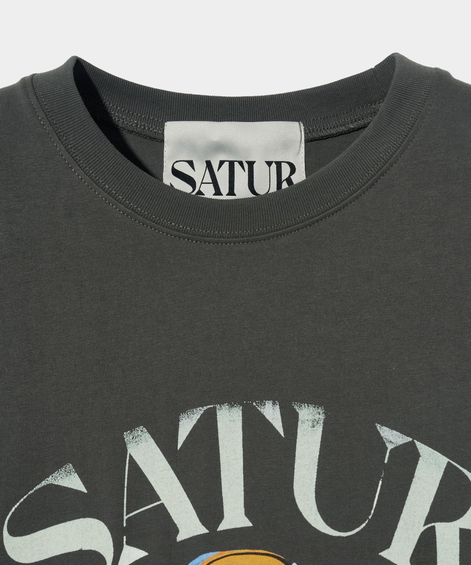 MUSINSA | SATUR (W) Sun Retro Graphic Short Sleeve T-shirt