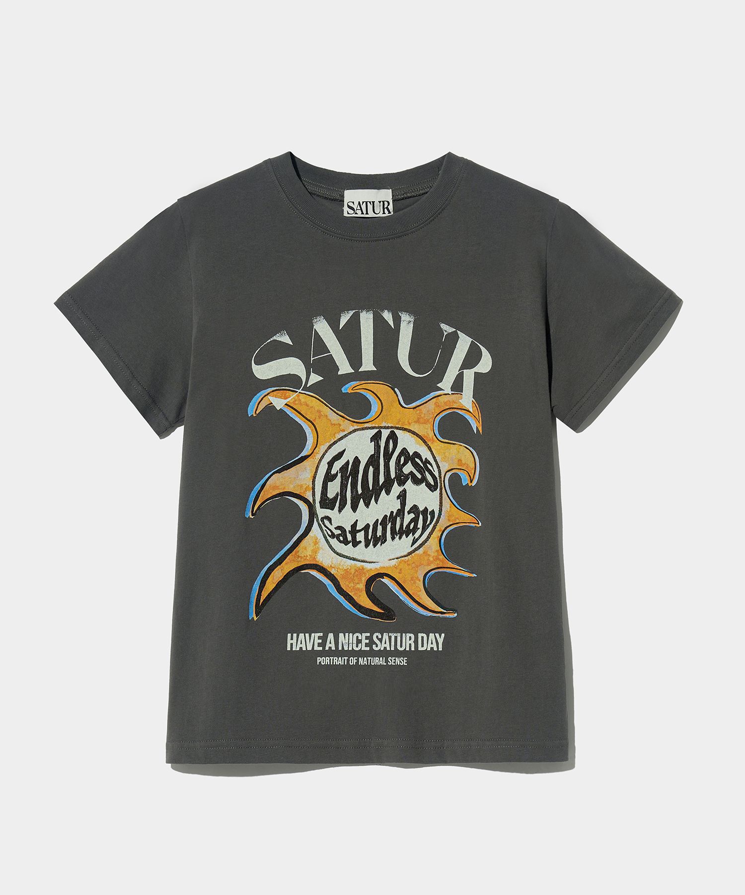 ☆韓国の人気☆【SATUR】☆Sun Retro Graphic T-Shirt.s
