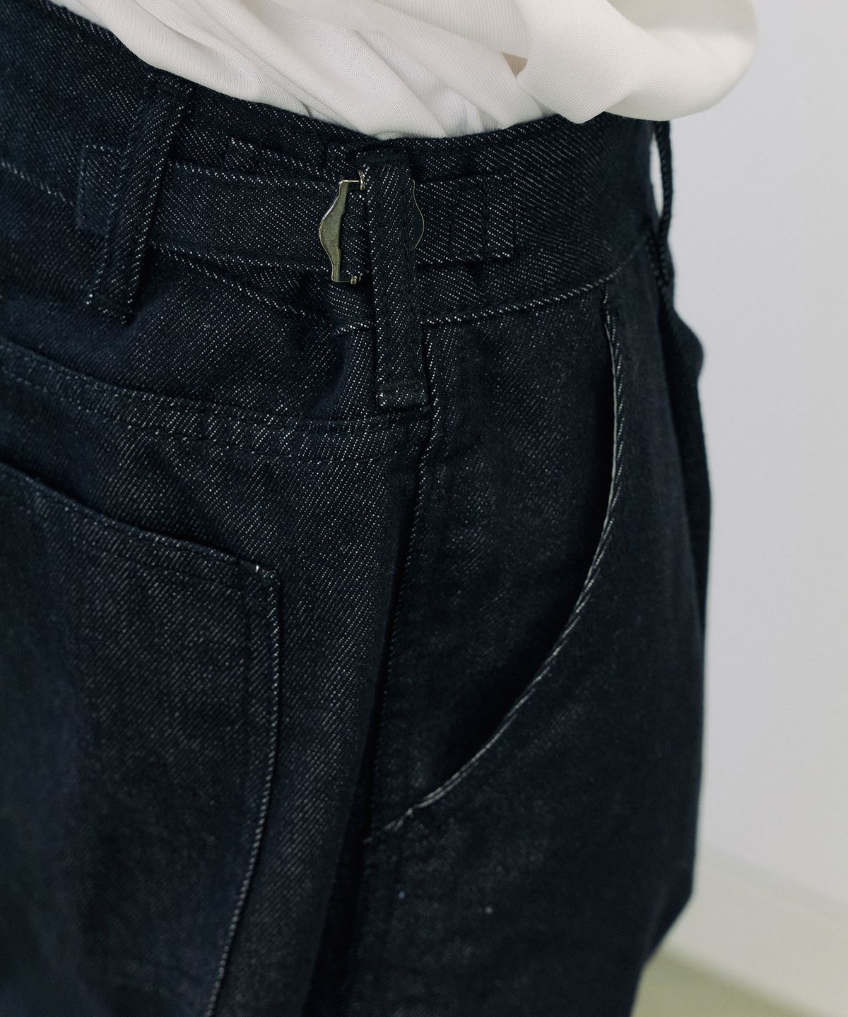 엔도어(ENDOOR) deep tuck washed denim pants (deep blue)