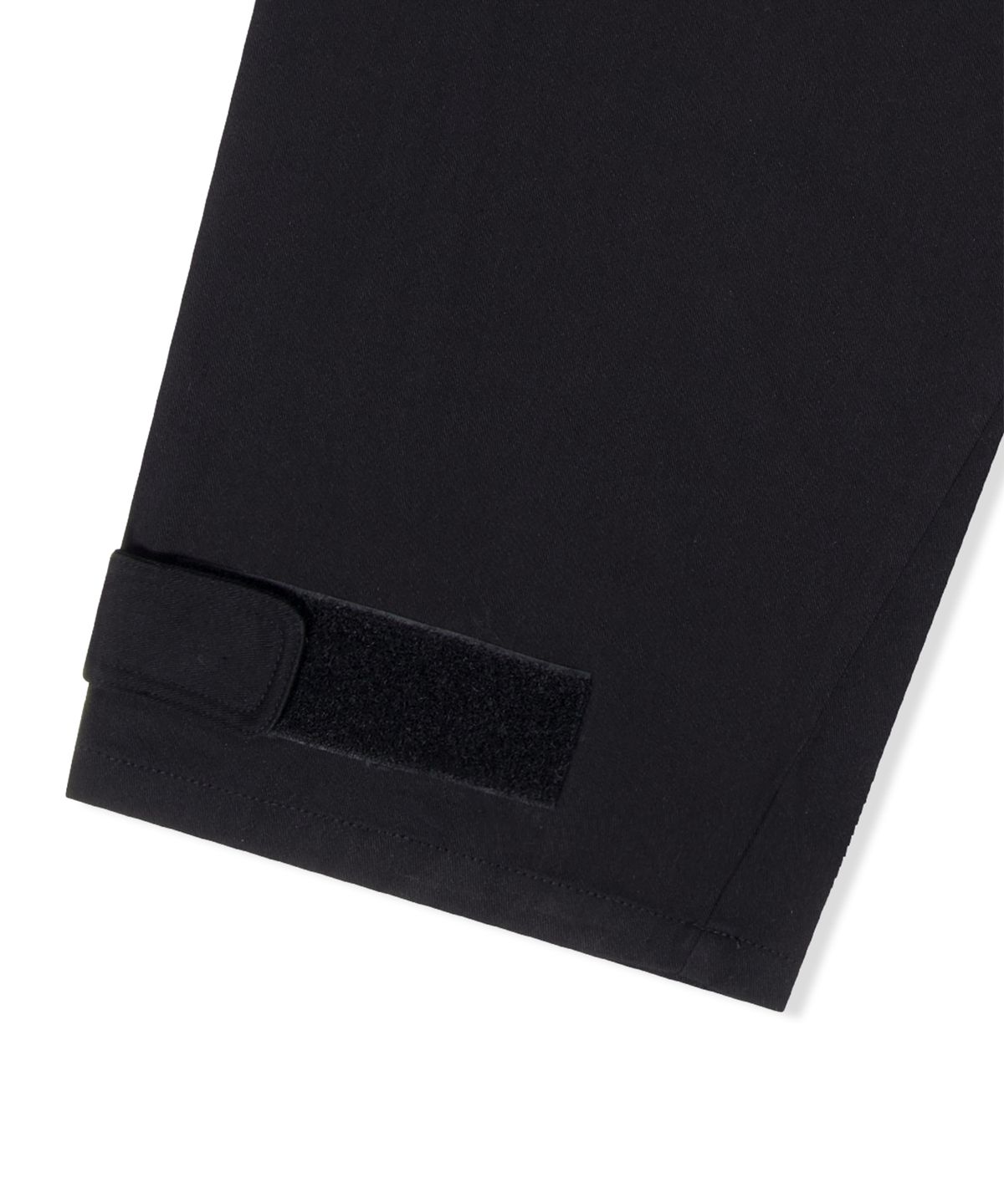 예스아이씨(YESEYESEE) Paneled Chino Pants Black