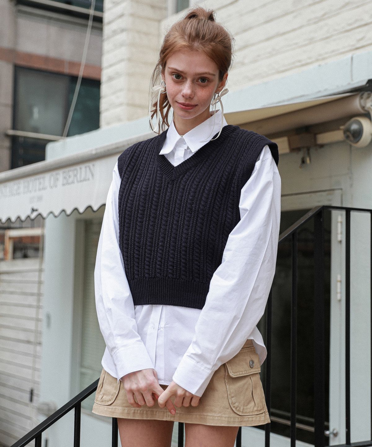 로시로우(LOSSYROW) Minimal Cable Vest Navy