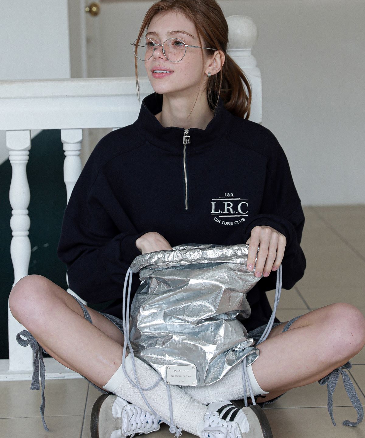 로시로우(LOSSYROW) Metallic String Backpack