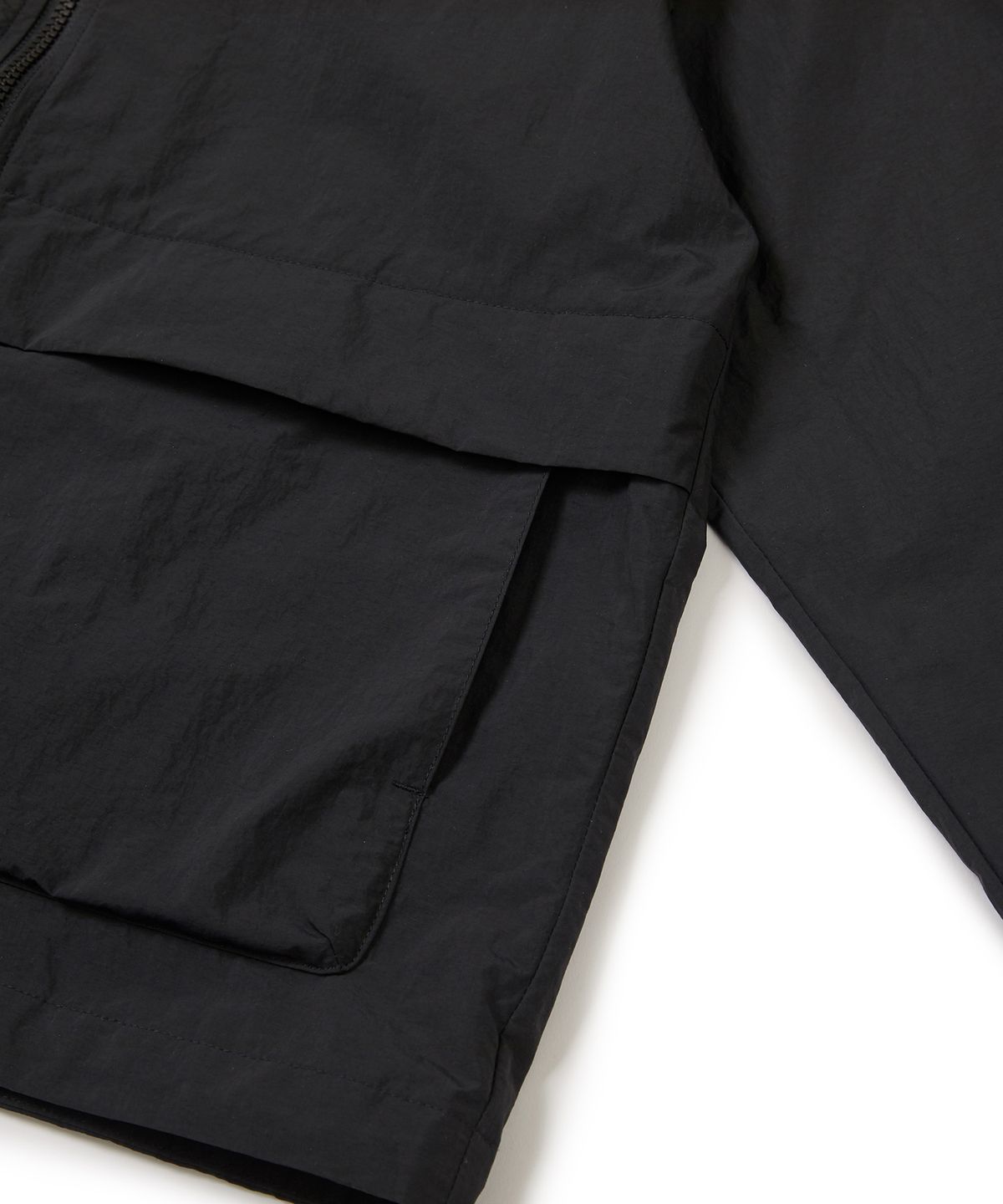 스노우피크 어패럴(SNOWPEAK APPAREL) 타슬란 여성 우븐 스탠드넥 바람막이 Black (S24MWLWB51)