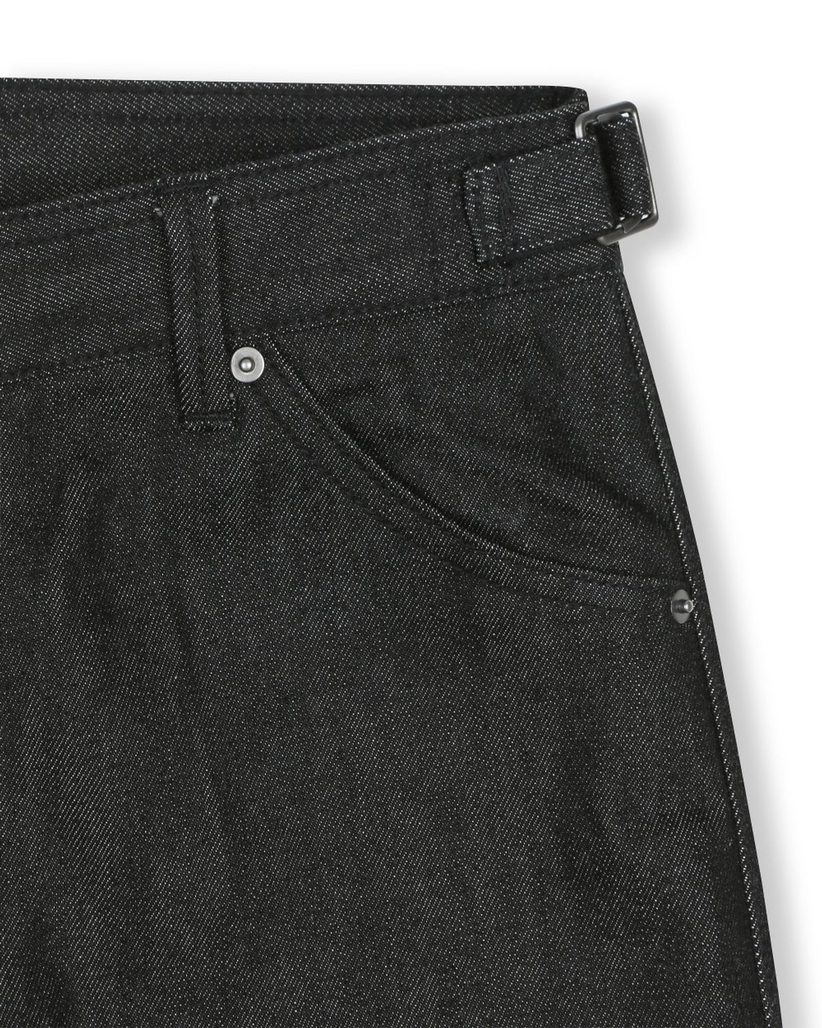 비슬로우(BESLOW) STRAIGHT FIT SELVAGE JEANS BLACK
