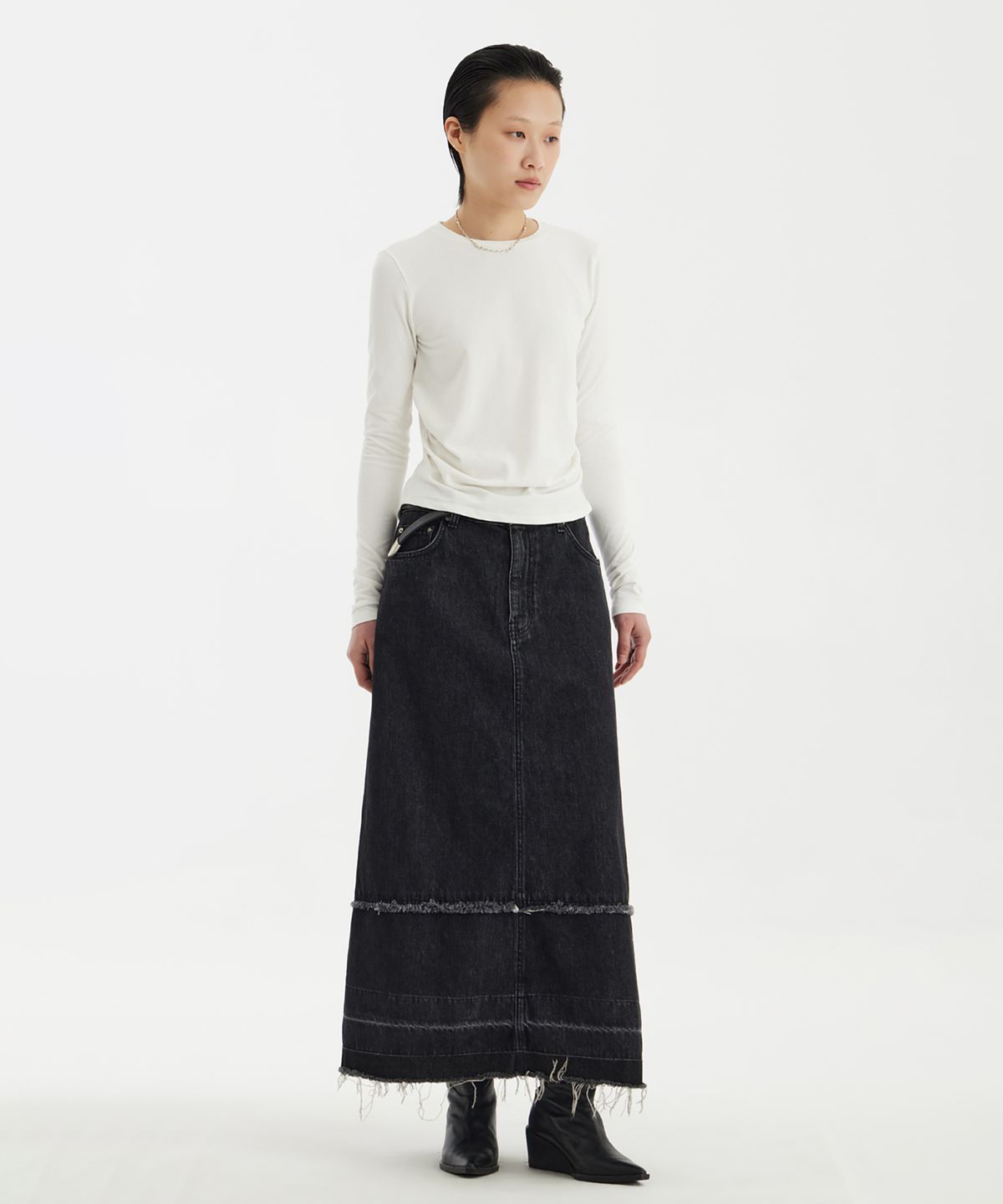 유스(YOUTH) Shirring L/S T-Shirt - White