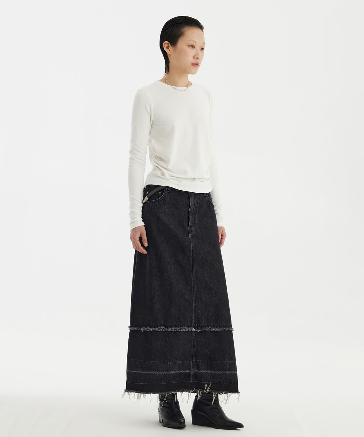 유스(YOUTH) Shirring L/S T-Shirt - White