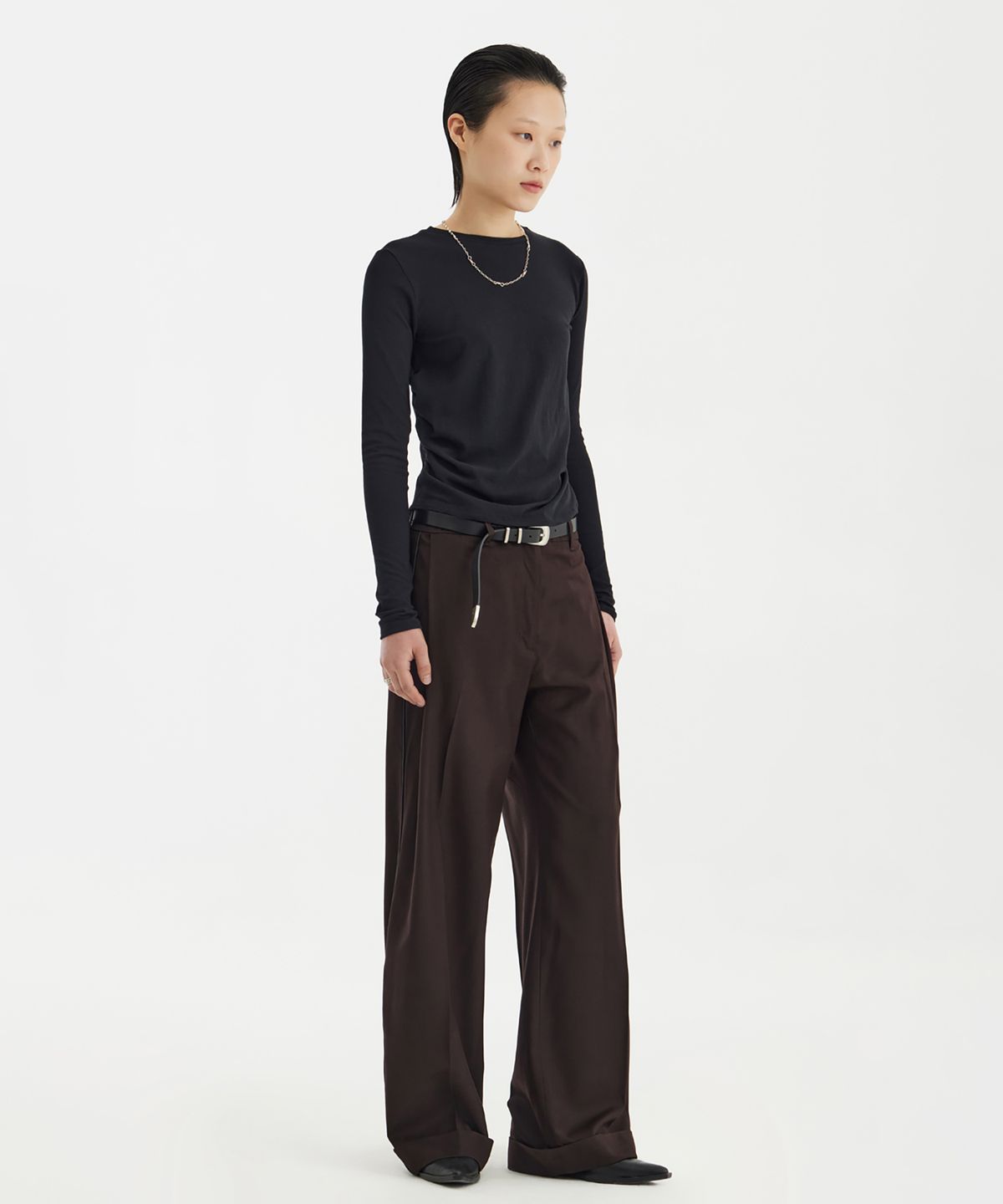 유스(YOUTH) Shirring L/S T-Shirt - Black