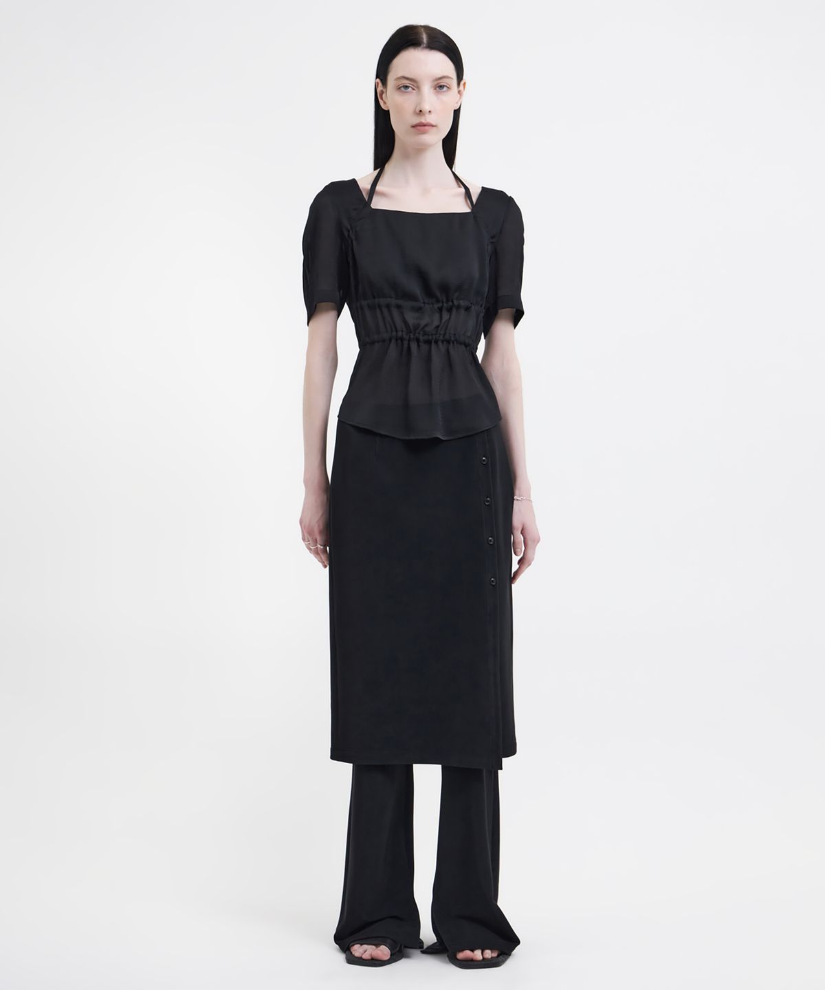 유스(YOUTH) Multi Strap Blouse - Black