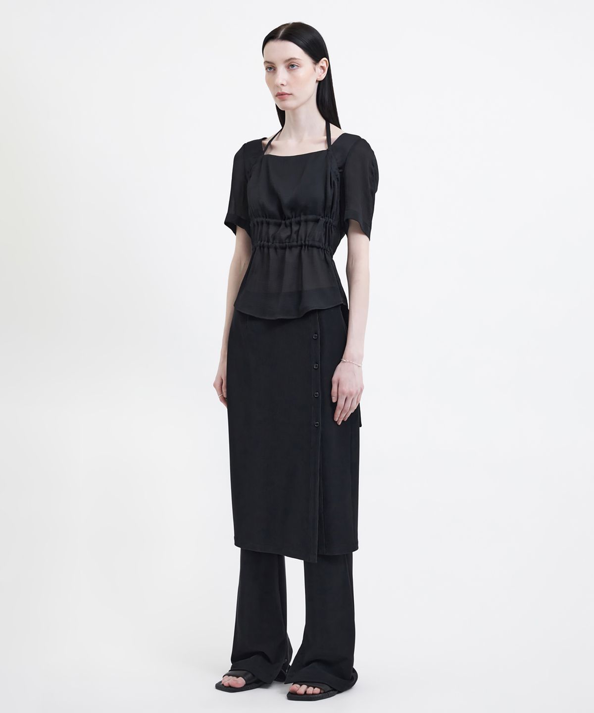 유스(YOUTH) Multi Strap Blouse - Black