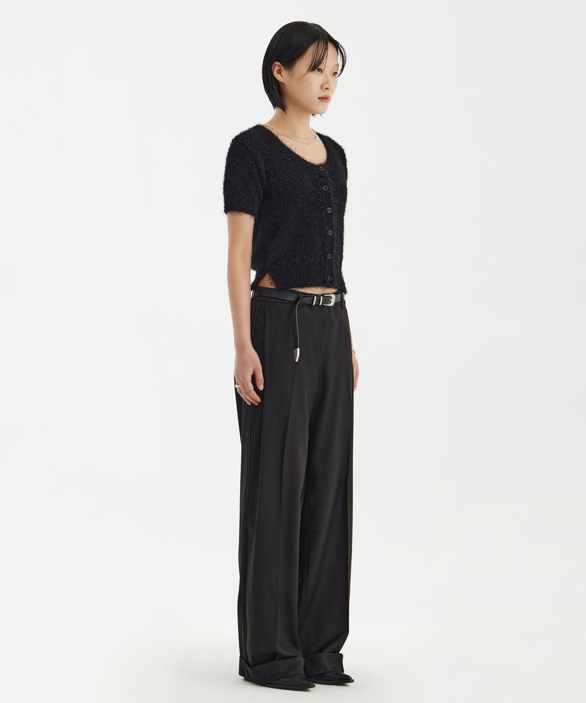 유스(YOUTH) Scoop-Neck H/S Knit Cardigan - Black
