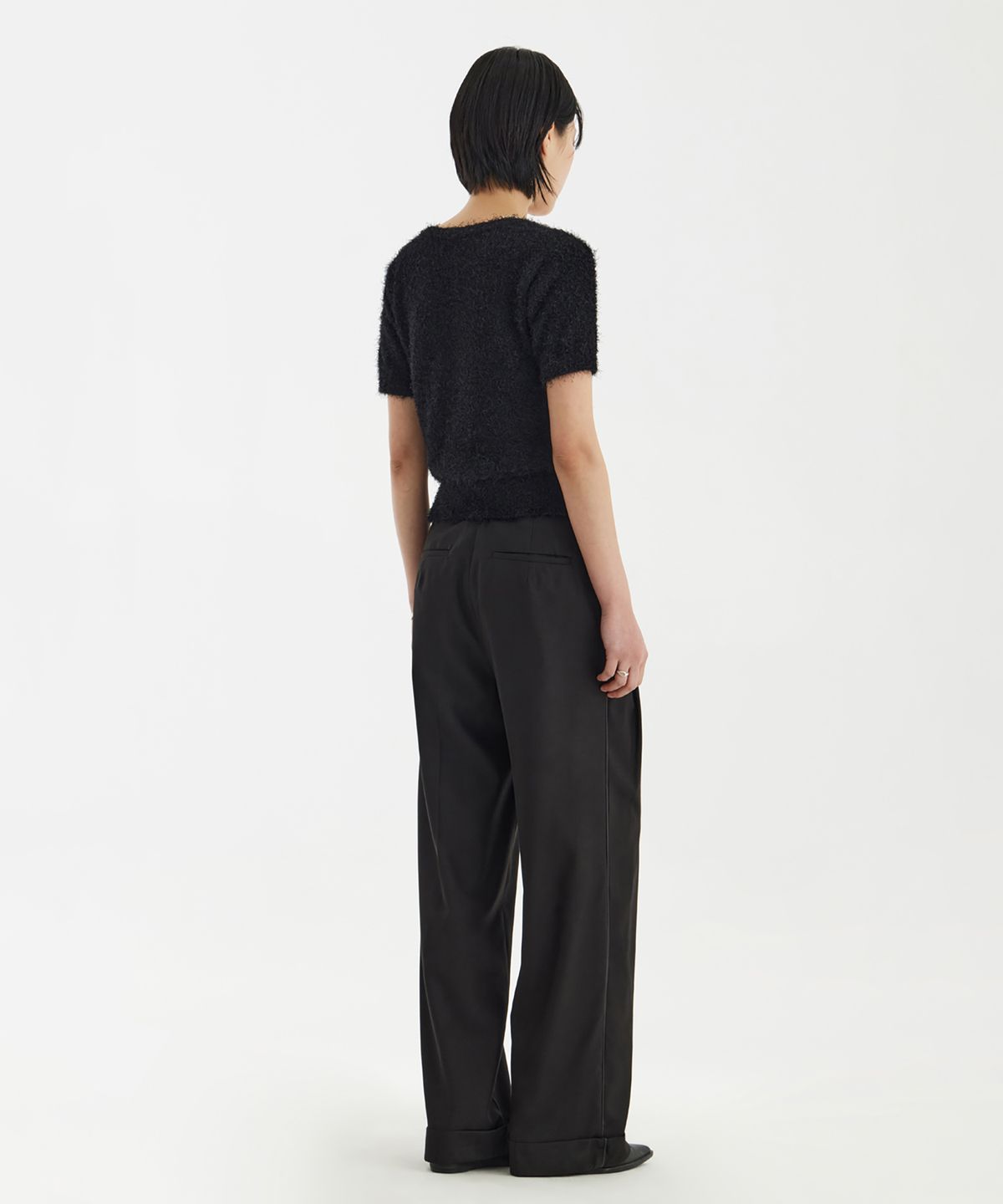 유스(YOUTH) Scoop-Neck H/S Knit Cardigan - Black