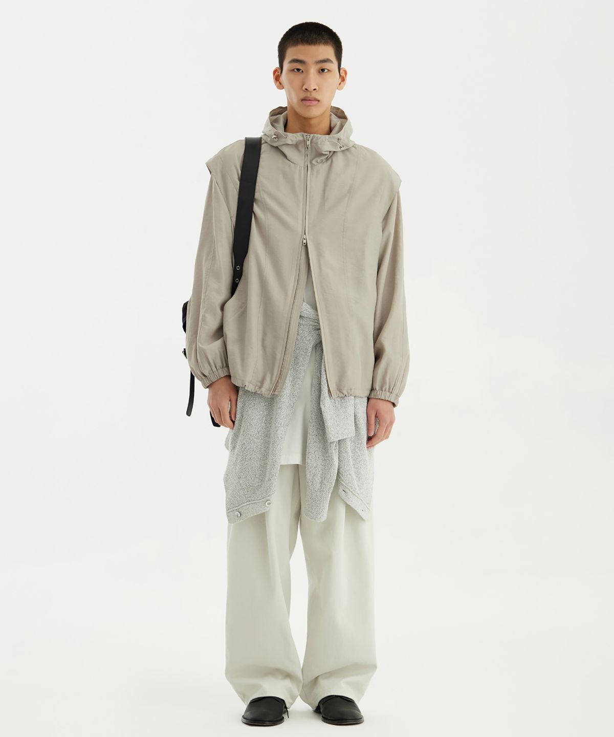 유스(YOUTH) Windbreaker Jacket - Beige