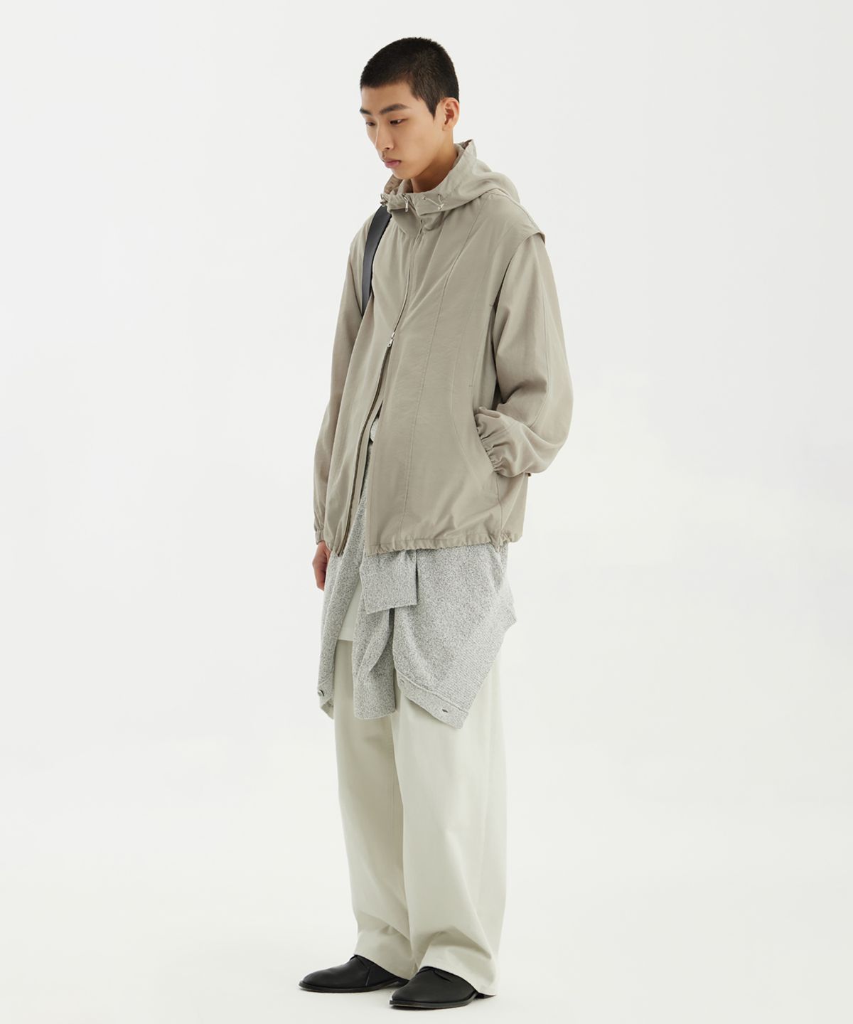 유스(YOUTH) Windbreaker Jacket - Beige