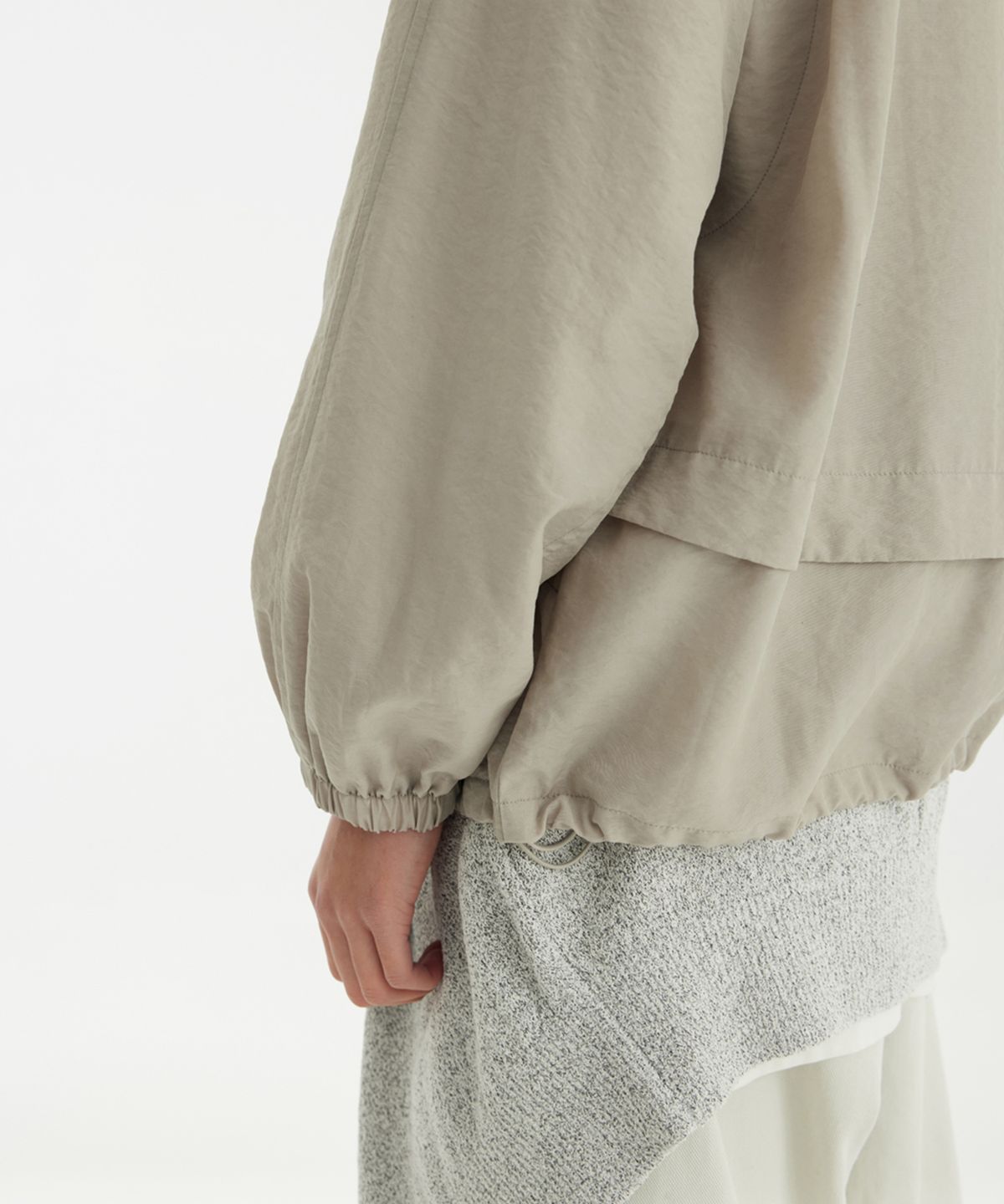 유스(YOUTH) Windbreaker Jacket - Beige