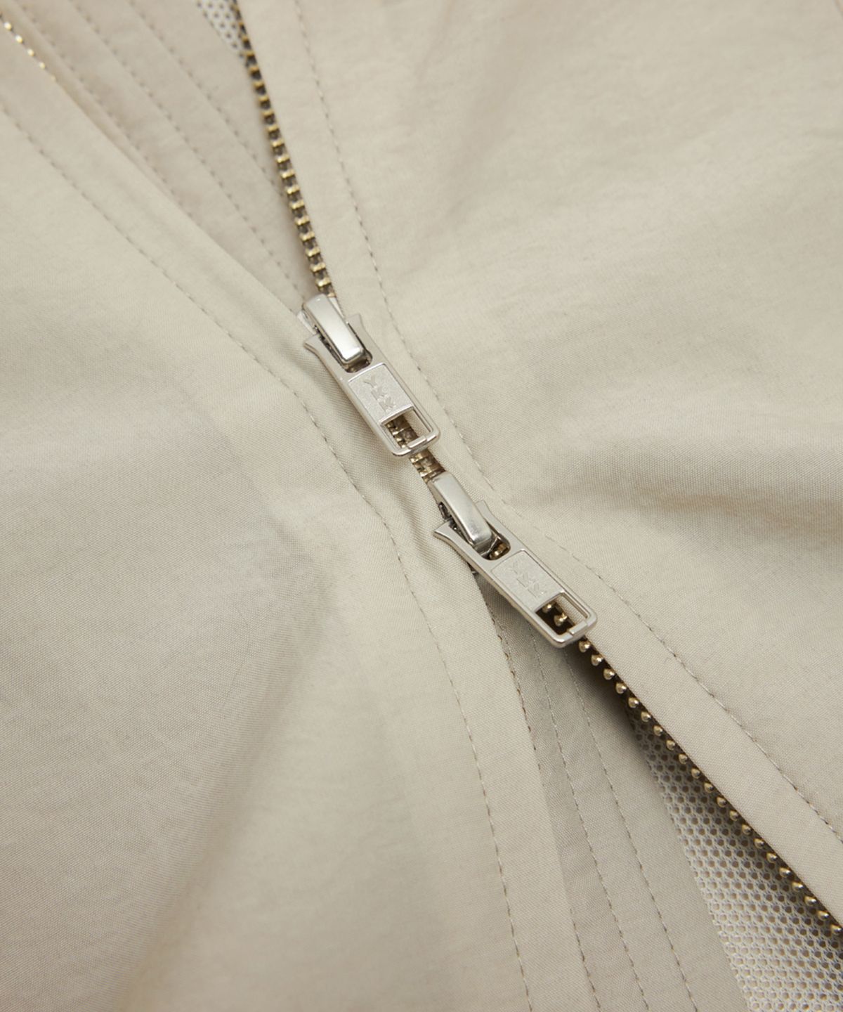 유스(YOUTH) Windbreaker Jacket - Beige