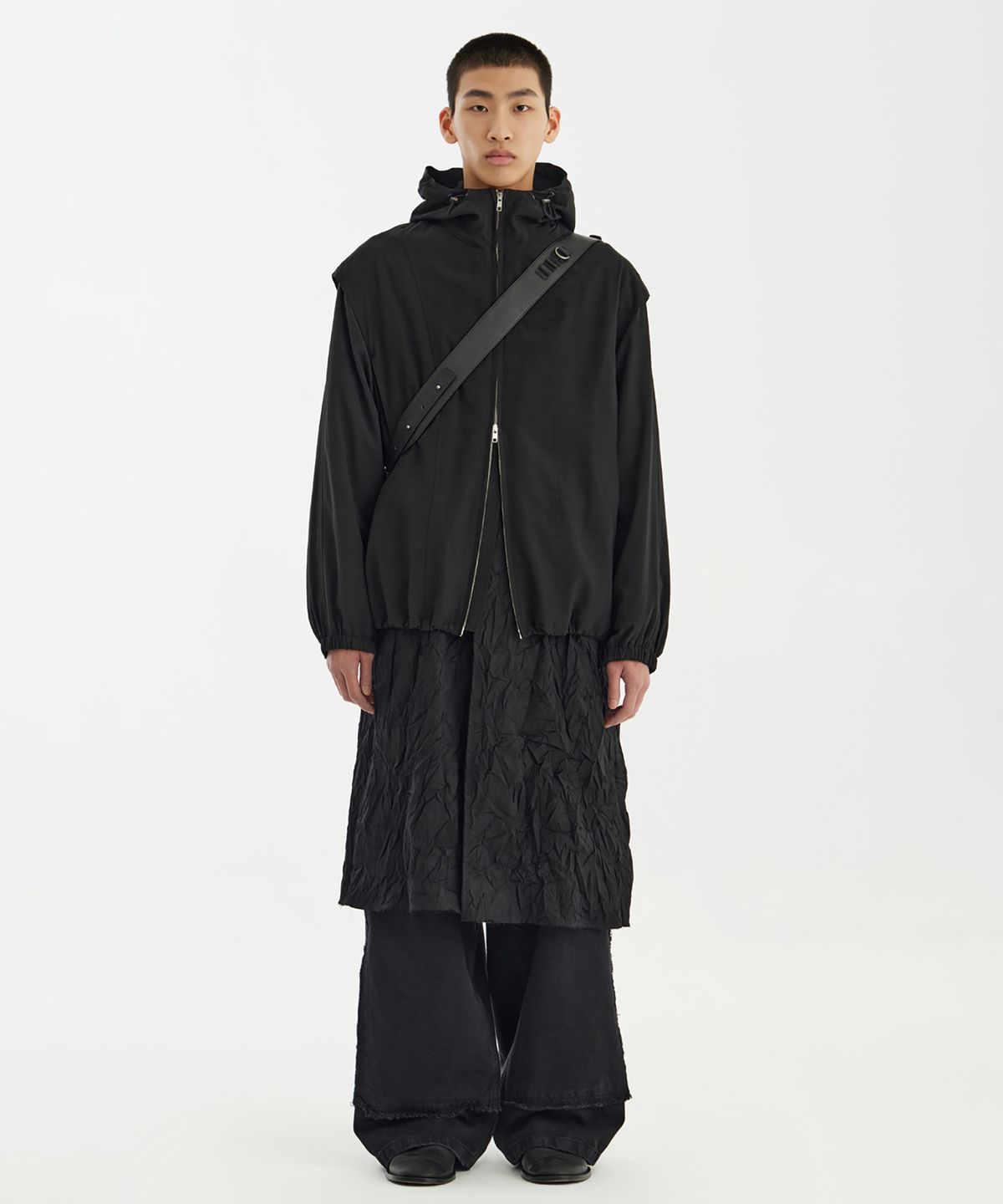 유스(YOUTH) Windbreaker Jacket - Black