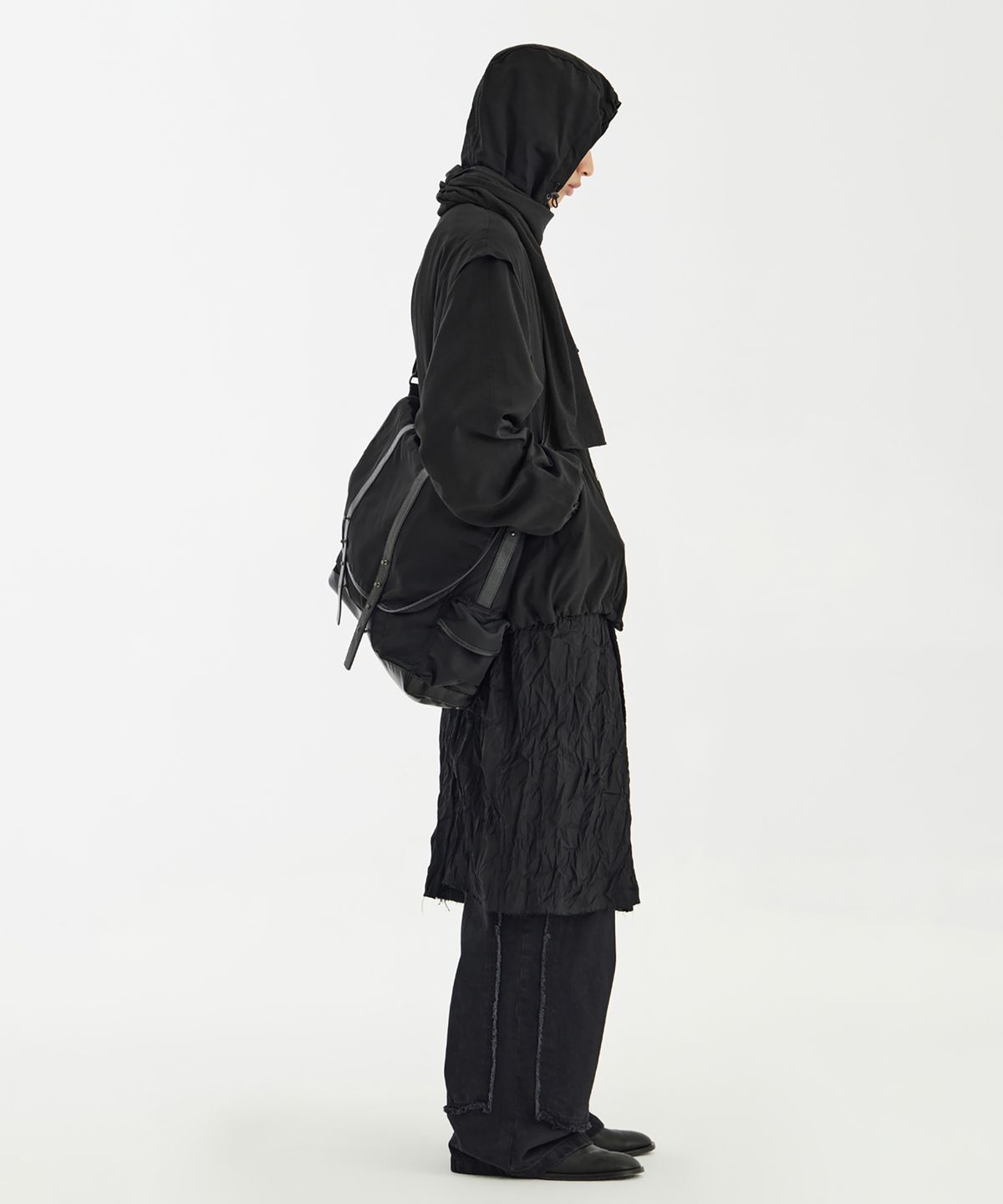 유스(YOUTH) Windbreaker Jacket - Black
