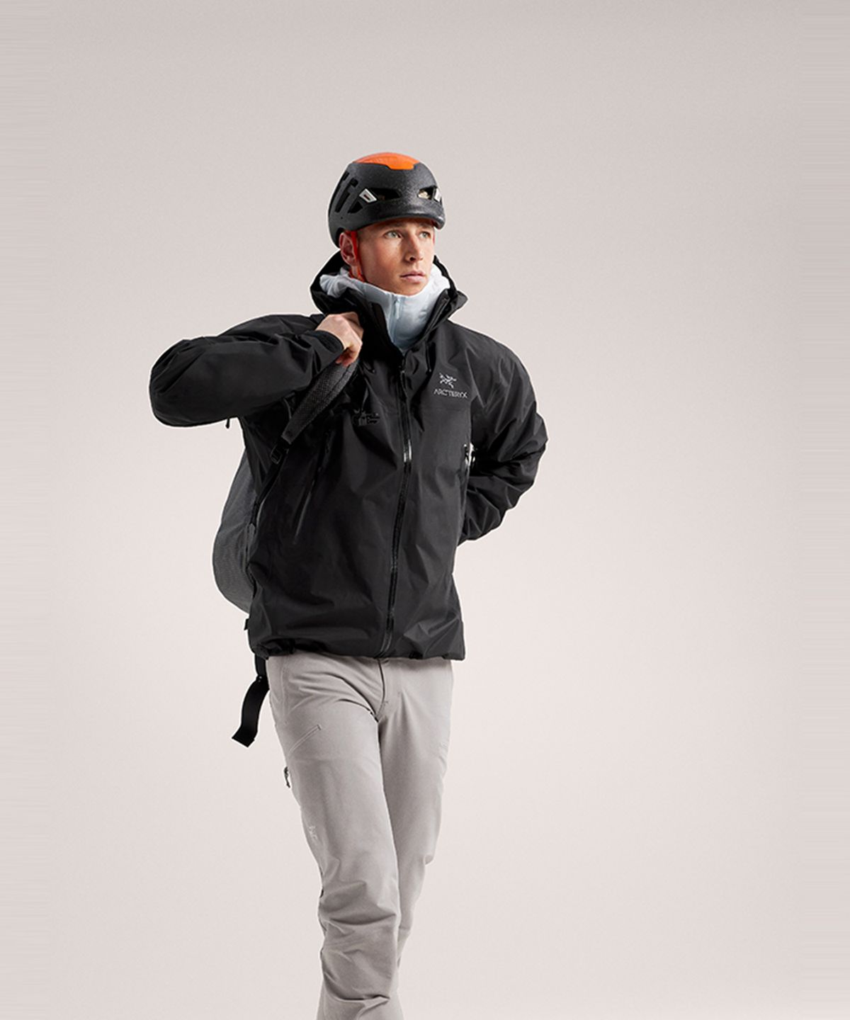 아크테릭스(ARCTERYX) 베타 AR 재킷 남성 - BLACK / AJOSMX7082