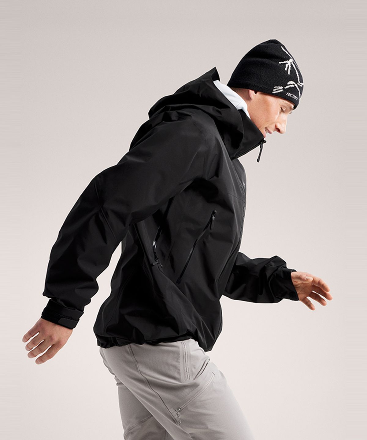 아크테릭스(ARCTERYX) 베타 AR 재킷 남성 - BLACK / AJOSMX7082