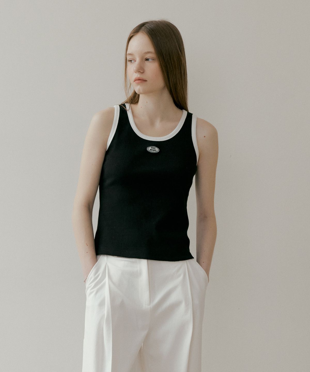 더페니(THE PENNY) LOGO COMBIE SLEEVELESS TEE - Black