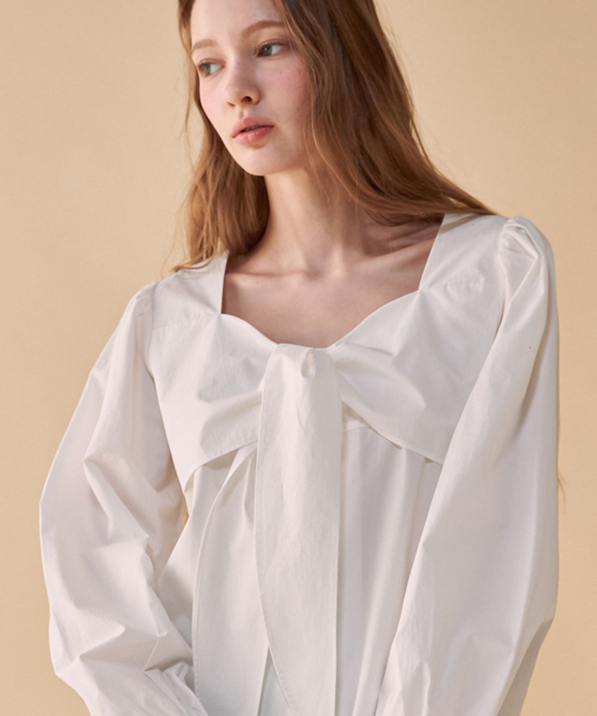 론론(RONRON) RIBBON BOW BLOUSE IVORY