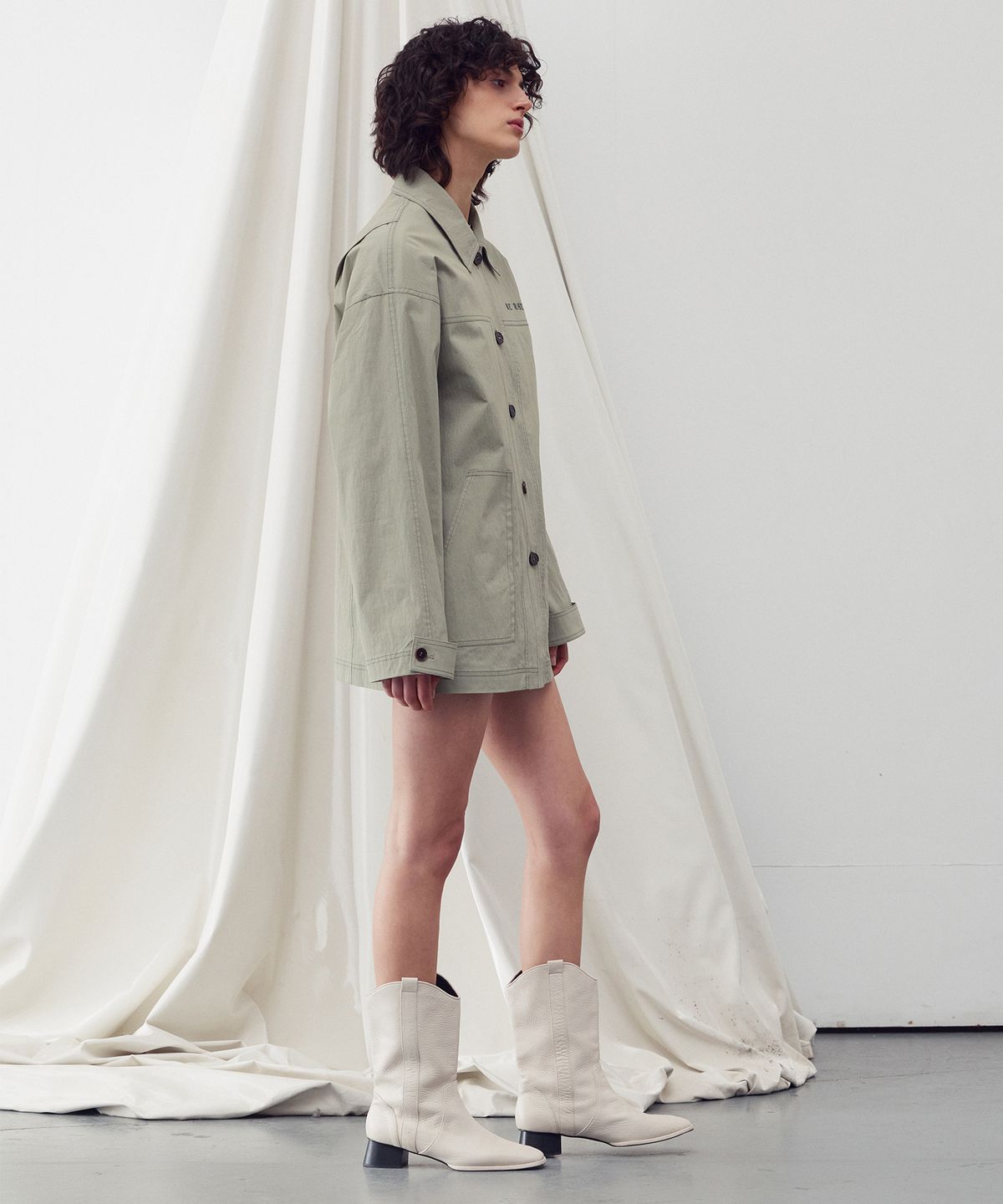 리이(RE RHEE) SAFARI SHIRT JACKET OLIVE