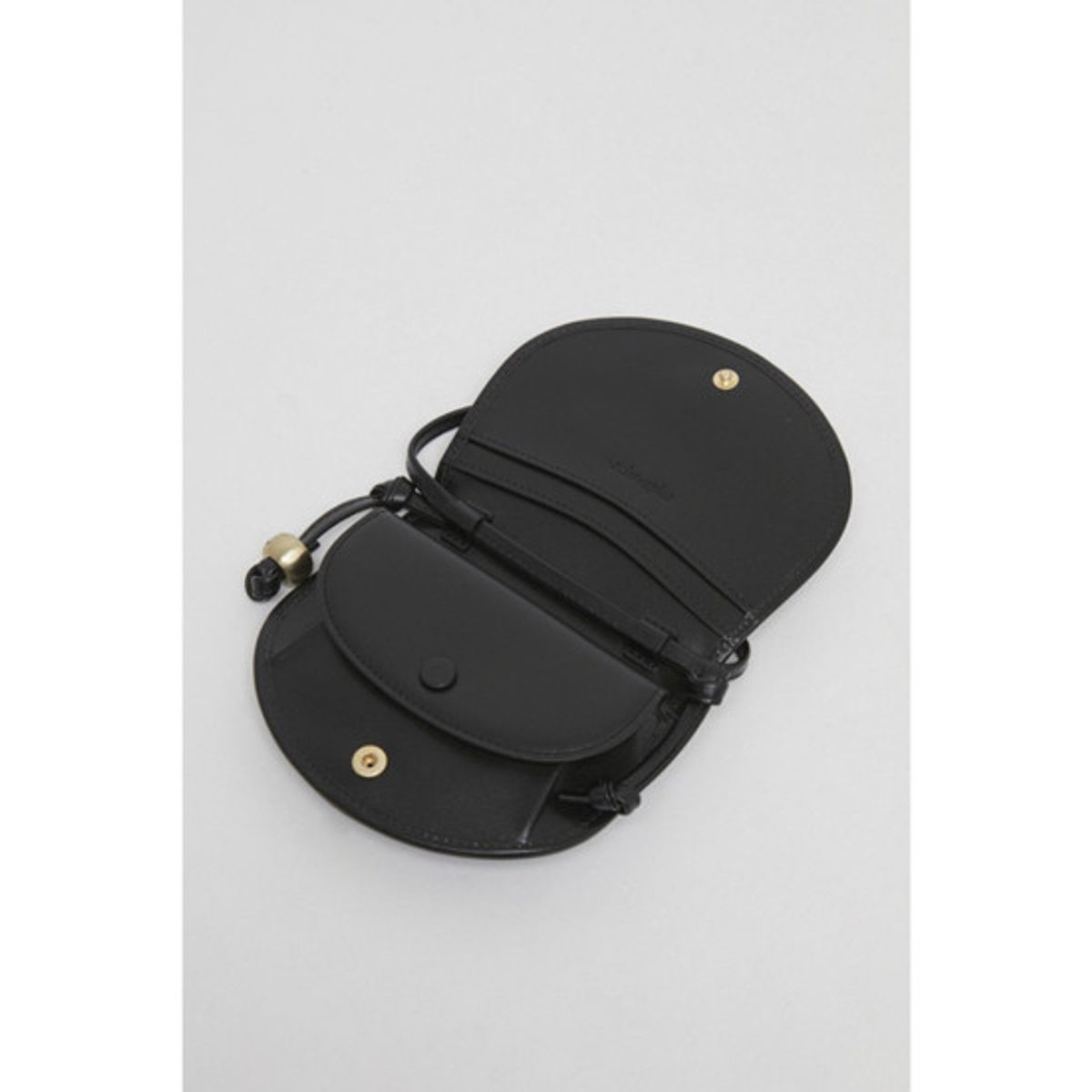 아카이브앱크(ARCHIVEPKE) Oval chacha wallet(Deep sleep)_OVADX24003BLK