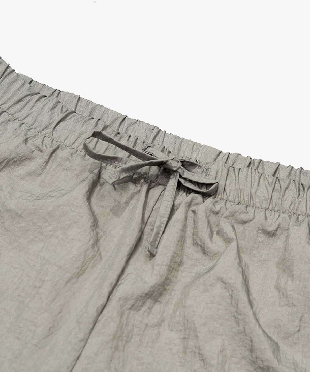 로시로우(LOSSYROW) L&R metallic nylon shorts Light Khaki