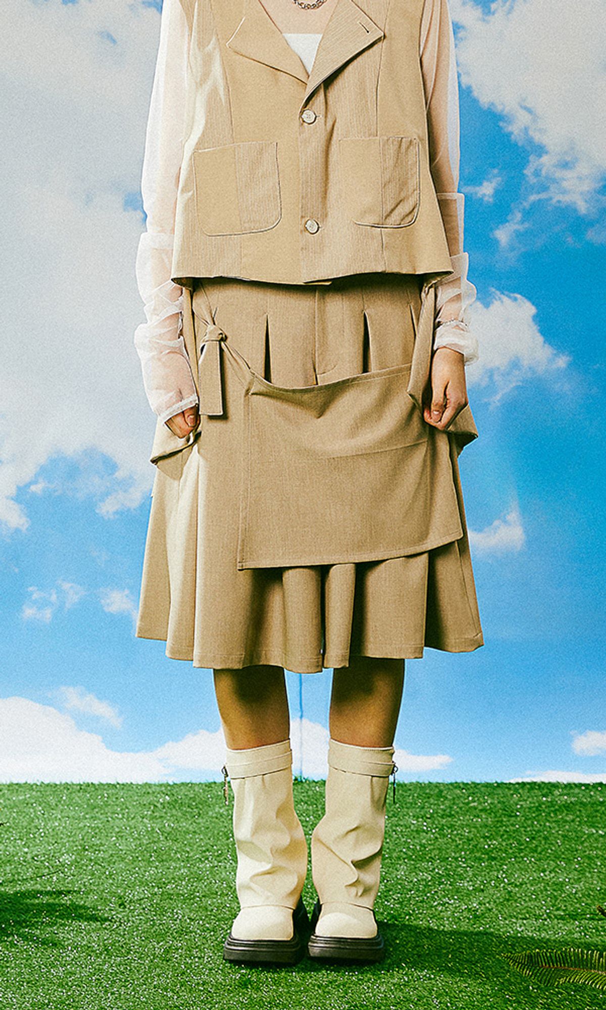 레큘리(RECULER) 앞 덮개 큐롯팬츠 Beige