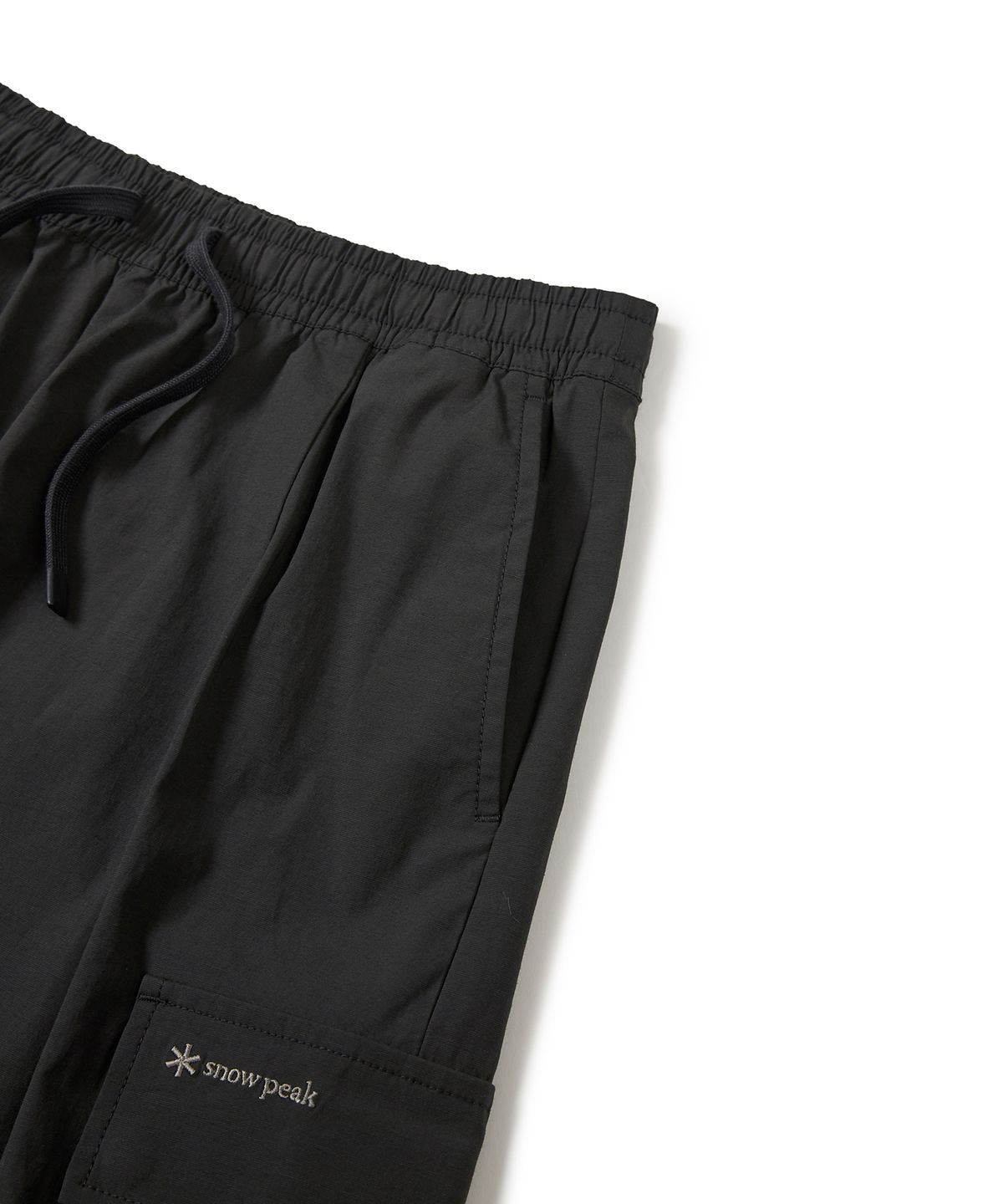 스노우피크 어패럴(SNOWPEAK APPAREL) 클랜드 여성 우븐 카고 반바지 Charcoal (S24MWDHP11)