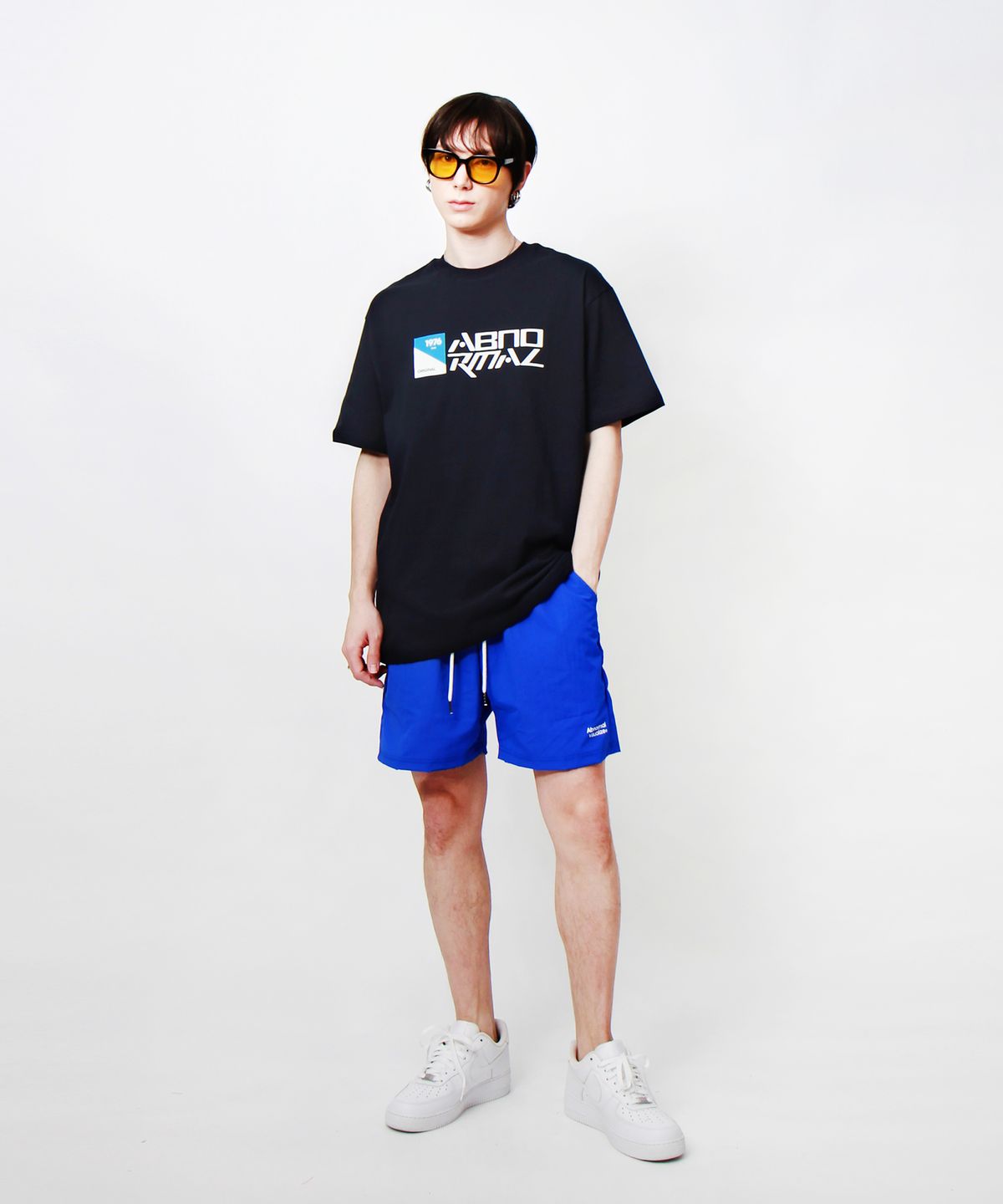 앱놀머씽(ABNORMALTHING) 심볼릭 플래그 티셔츠 네이비 (SYMBOLIC FLAG T-SHIRT NAVY)