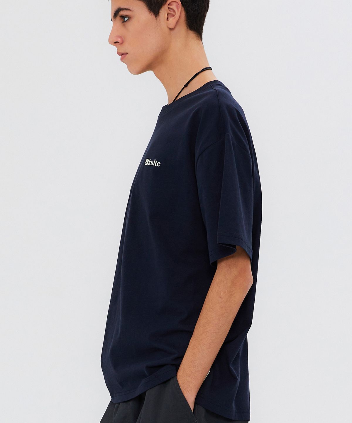 쿨트(KULTE) UV MARSEILLE LETTERING T-SHIRT NAVY