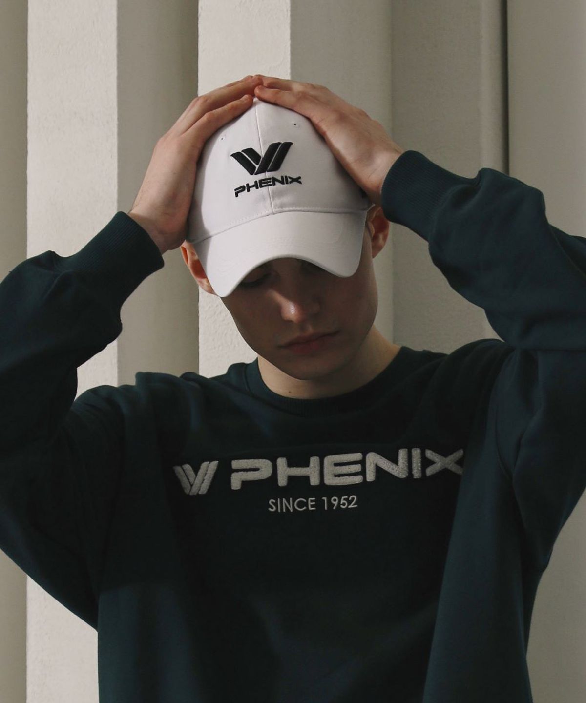 피닉스(PHENIX) 피닉스 V 로고 스포츠 볼캡 [화이트]
