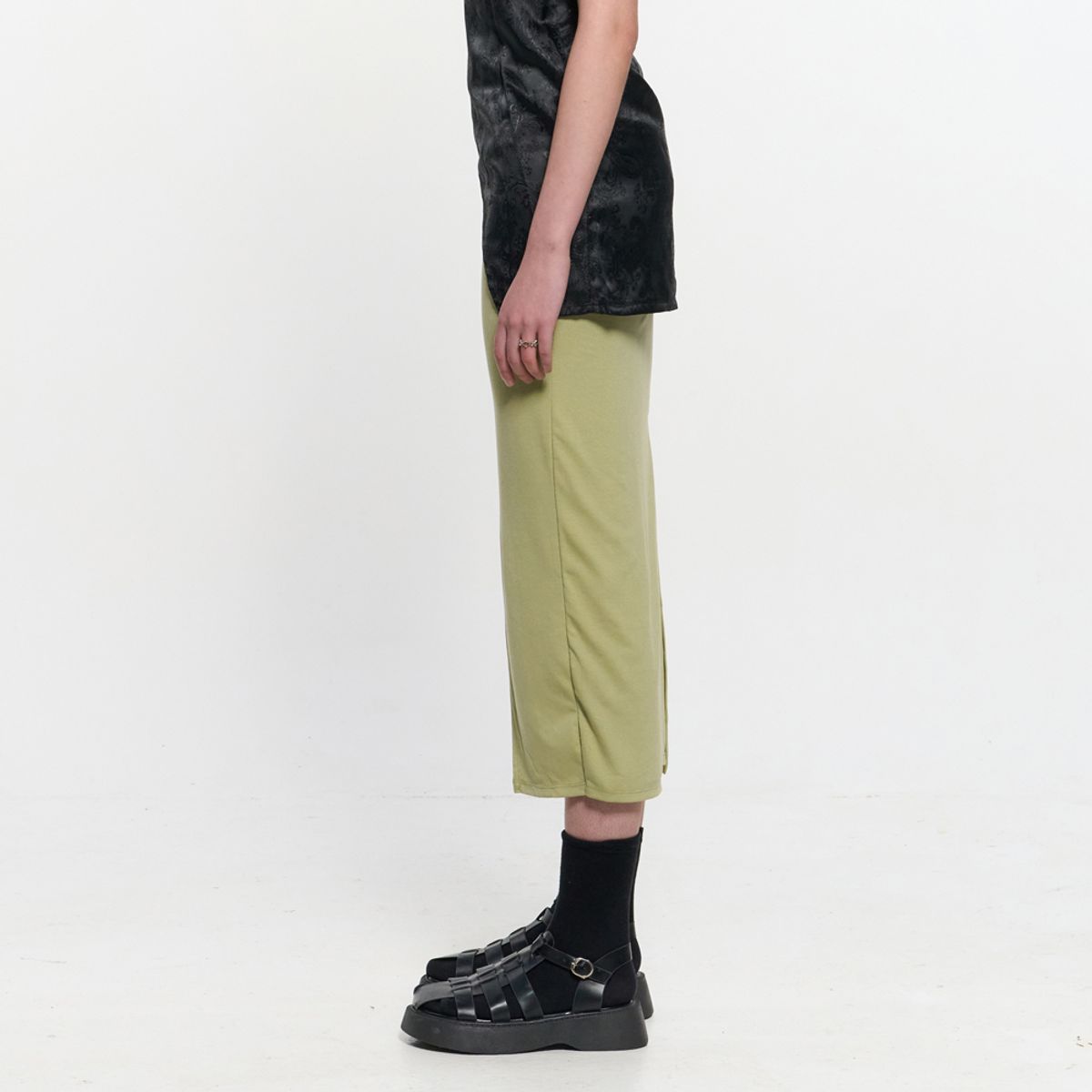 킴지수(KIMZISU) Shirring Layered Slit Skirt _ OLIVE GREEN